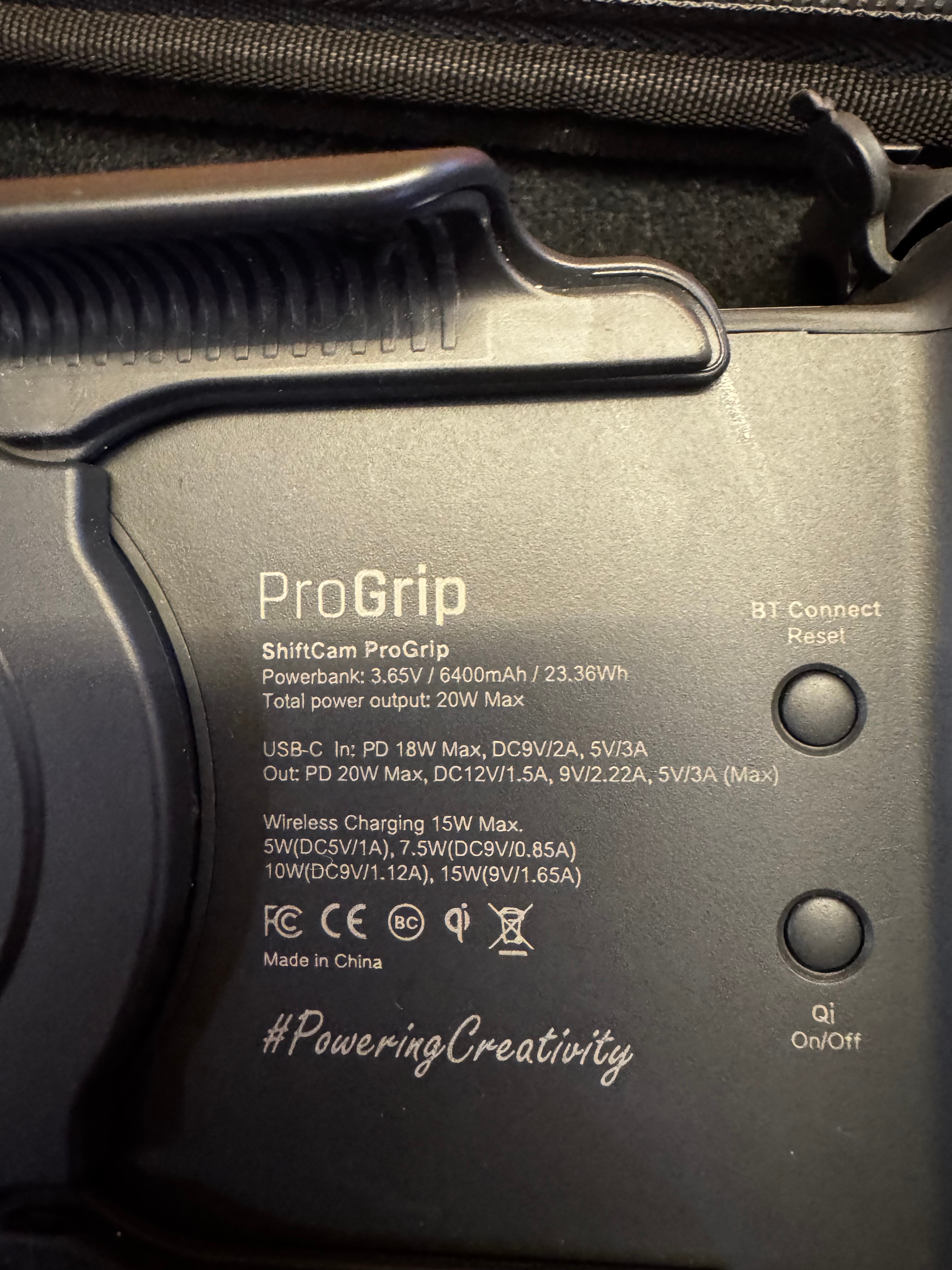 ShiftCam ProGrip Smartphone Camera Grip & Power Bank Starter Kit - photo 3