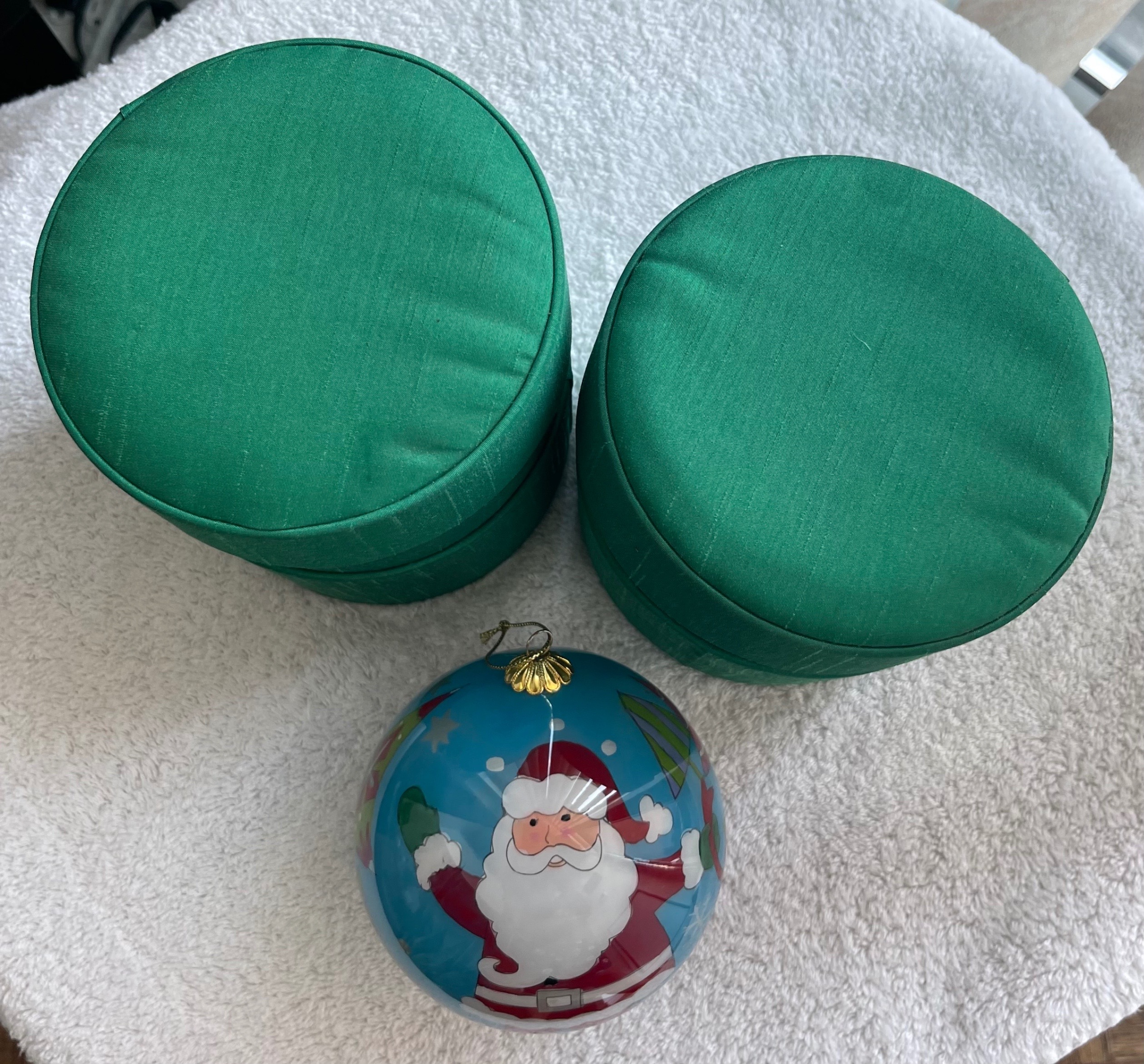 Pair 2007 Pier 1 Li Bien Hand-Painted Santa Ornaments 4" NIB - photo 5