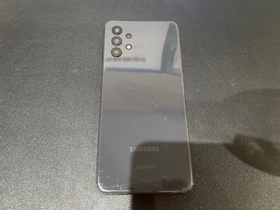 Samsung Galaxy A32 5G (Unlocked, New Screen) - photo 3