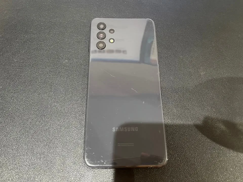 Samsung Galaxy A32 5G (Unlocked, New Screen) - photo 3