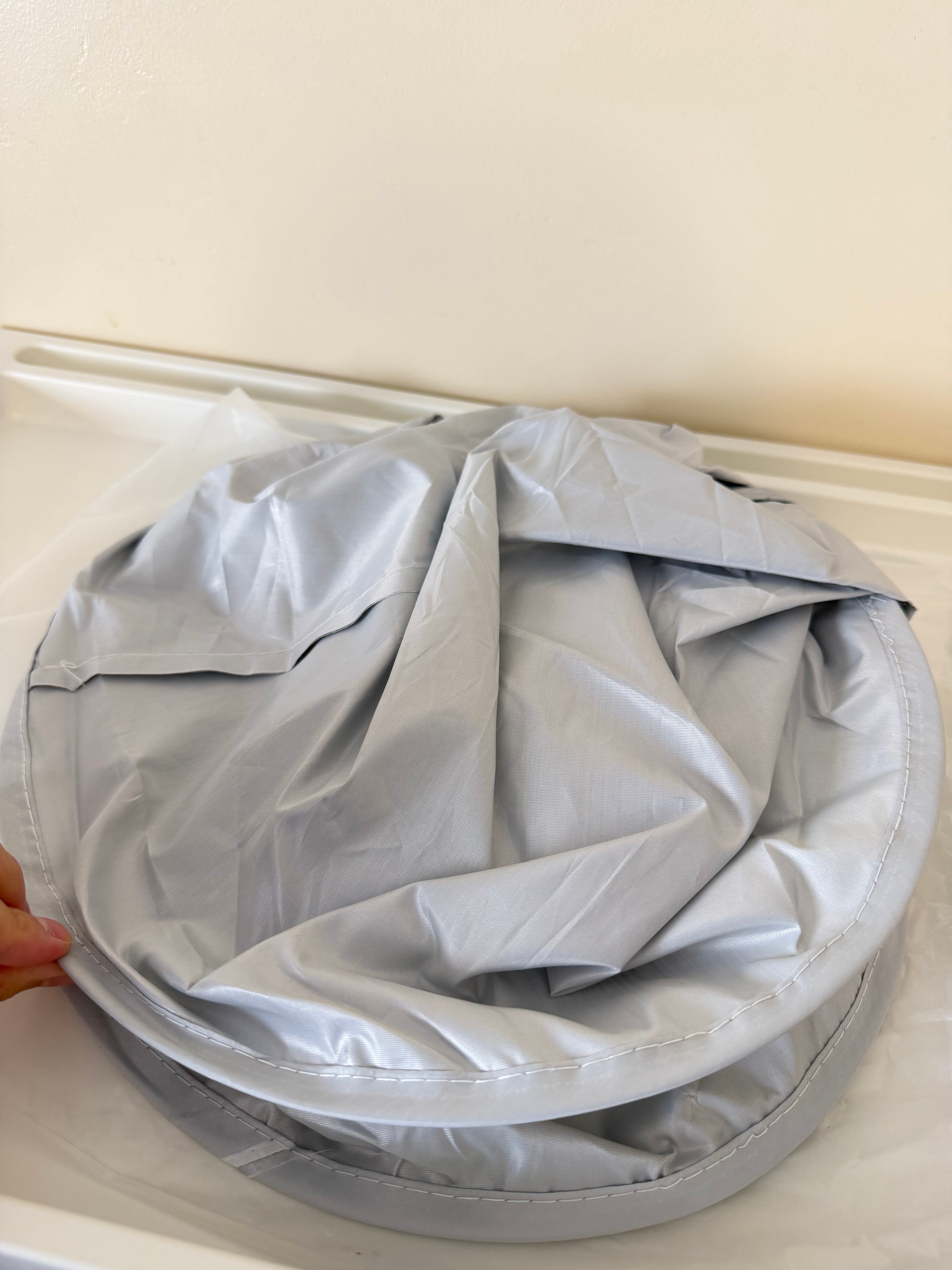 Foldable Hair Cutting Cape with Hair Catcher – Silver - photo 3