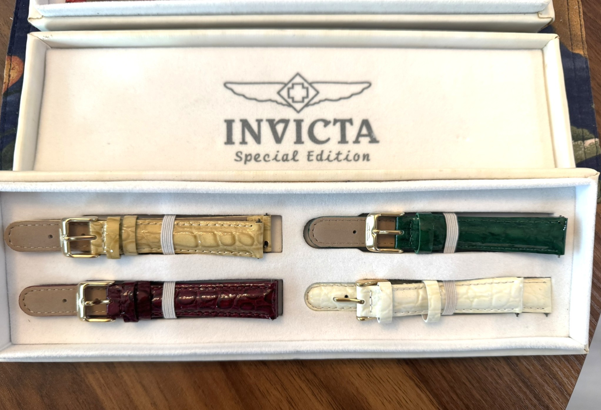 Invicta Special Edition Watch Set / Montres Invicta Vintage - photo 3