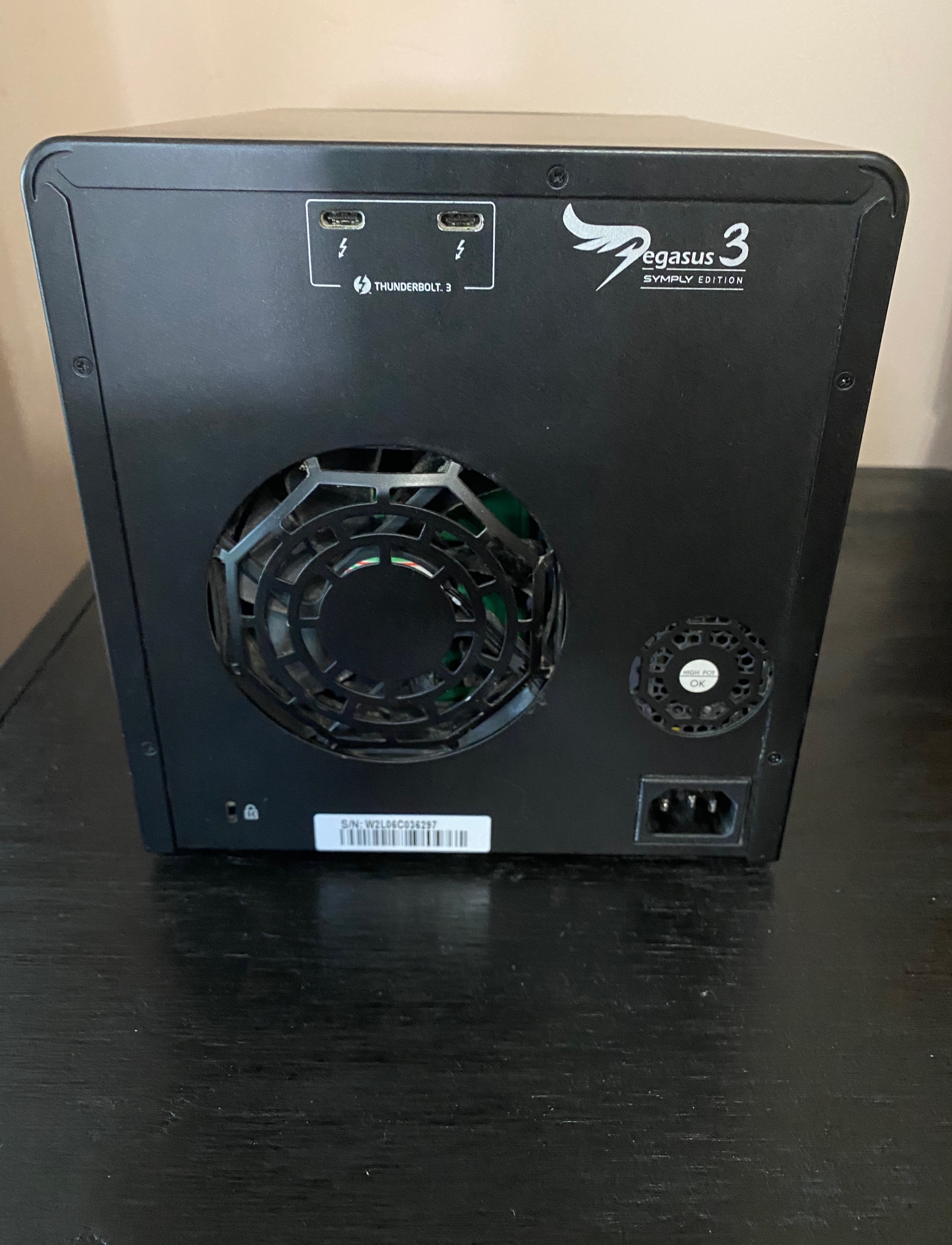 Promise Pegasus3 R4 12TB Thunderbolt 3 RAID Array (4 x 3TB) - photo 2