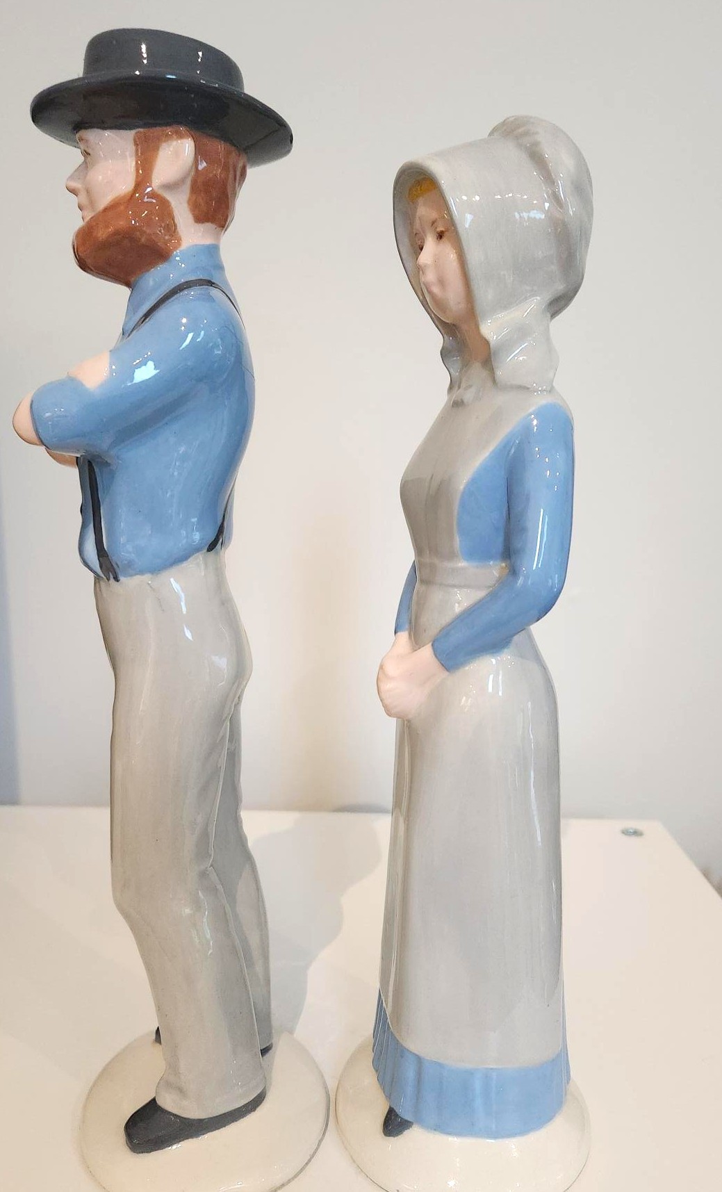 Vintage Byron Molds Amish Couple, Man & Woman Ceramic Figurines - photo 4