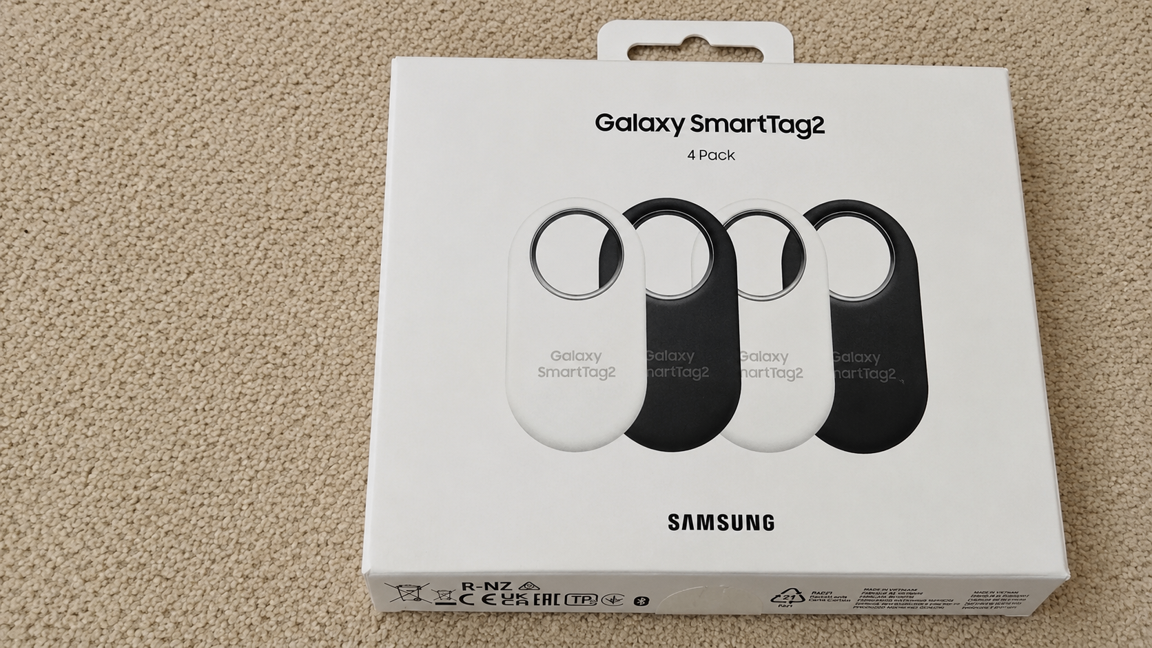 Samsung Galaxy SmartTag2 (4-Pack) + 4 Extra Brand New CR2032 - photo 2