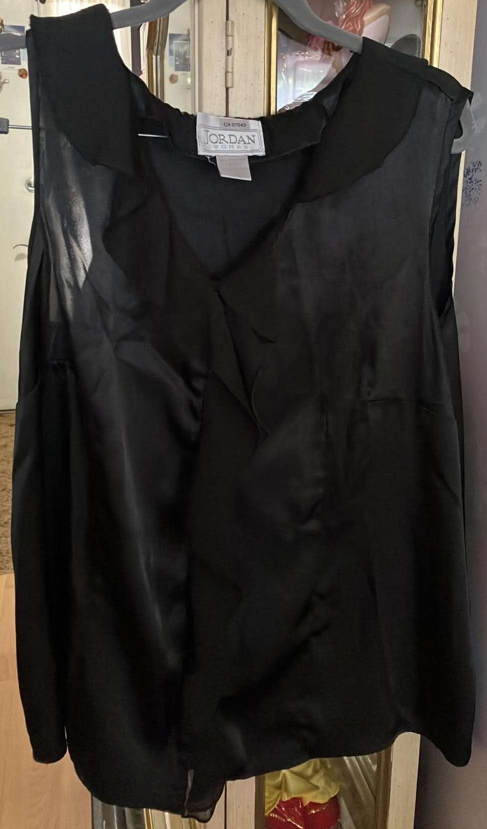Women Black Sleeveless Ruffle Top -Size 2X - 100% Polyester