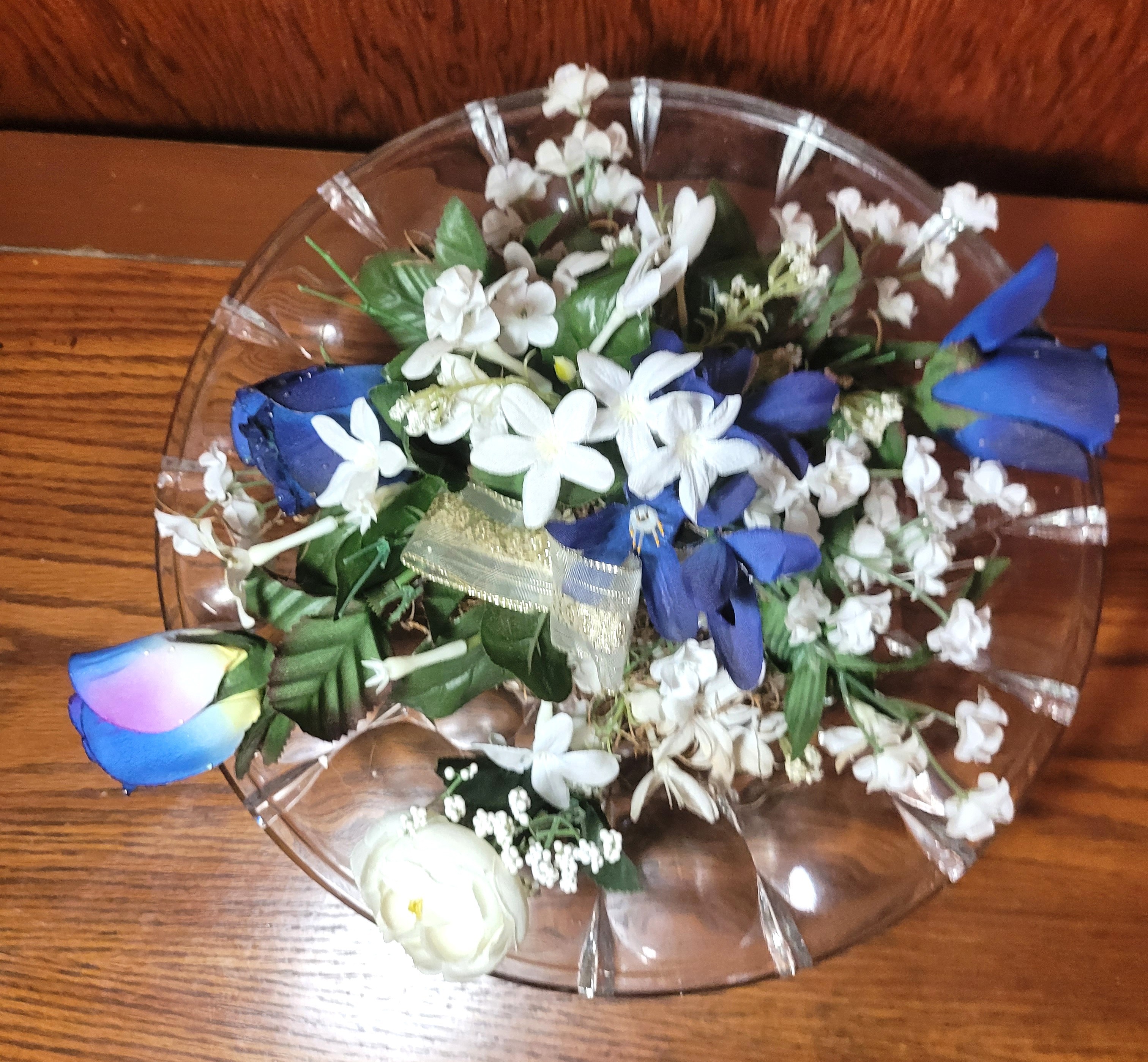 1960s Clear Pressed Glass Bowl Faux Floral Centerpiece - photo 3