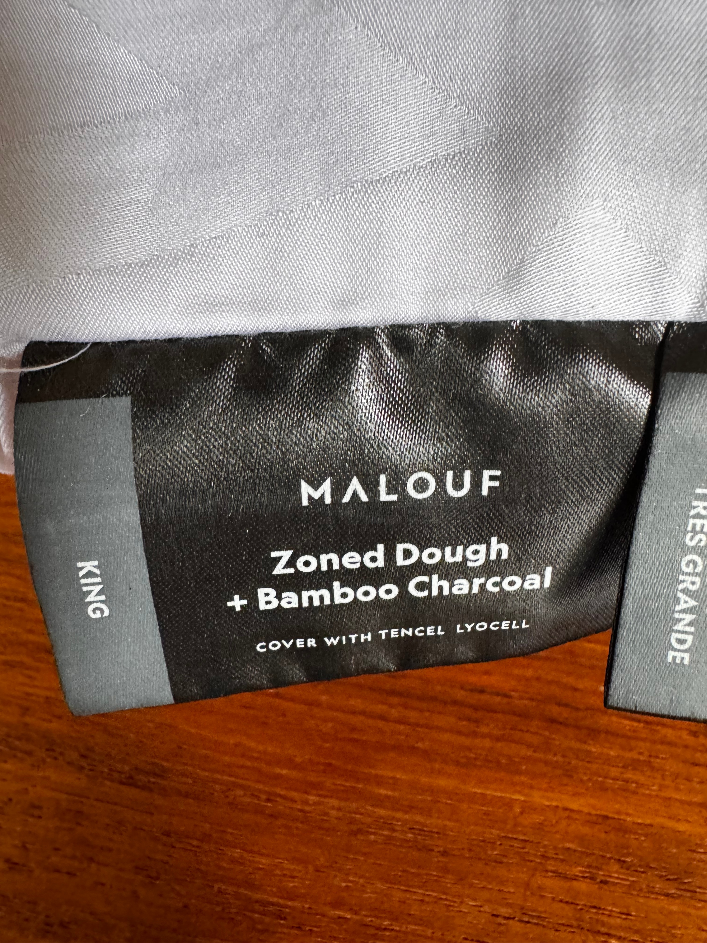 Pair of Luxury Malouf Zoned Dough King Pillows (Brand New) - photo 5