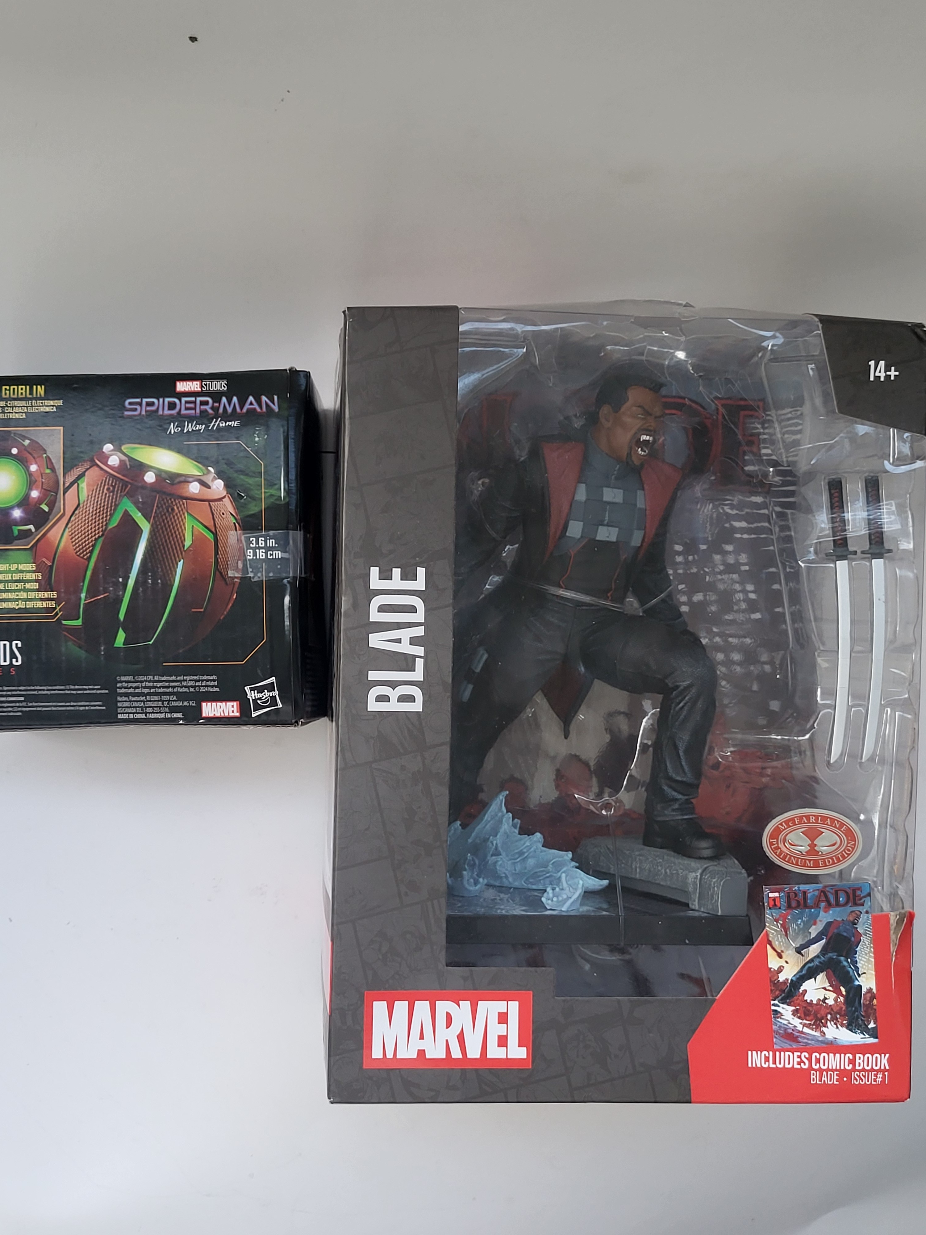 Marvel & DC collector’s bundle for a fraction of retail price!