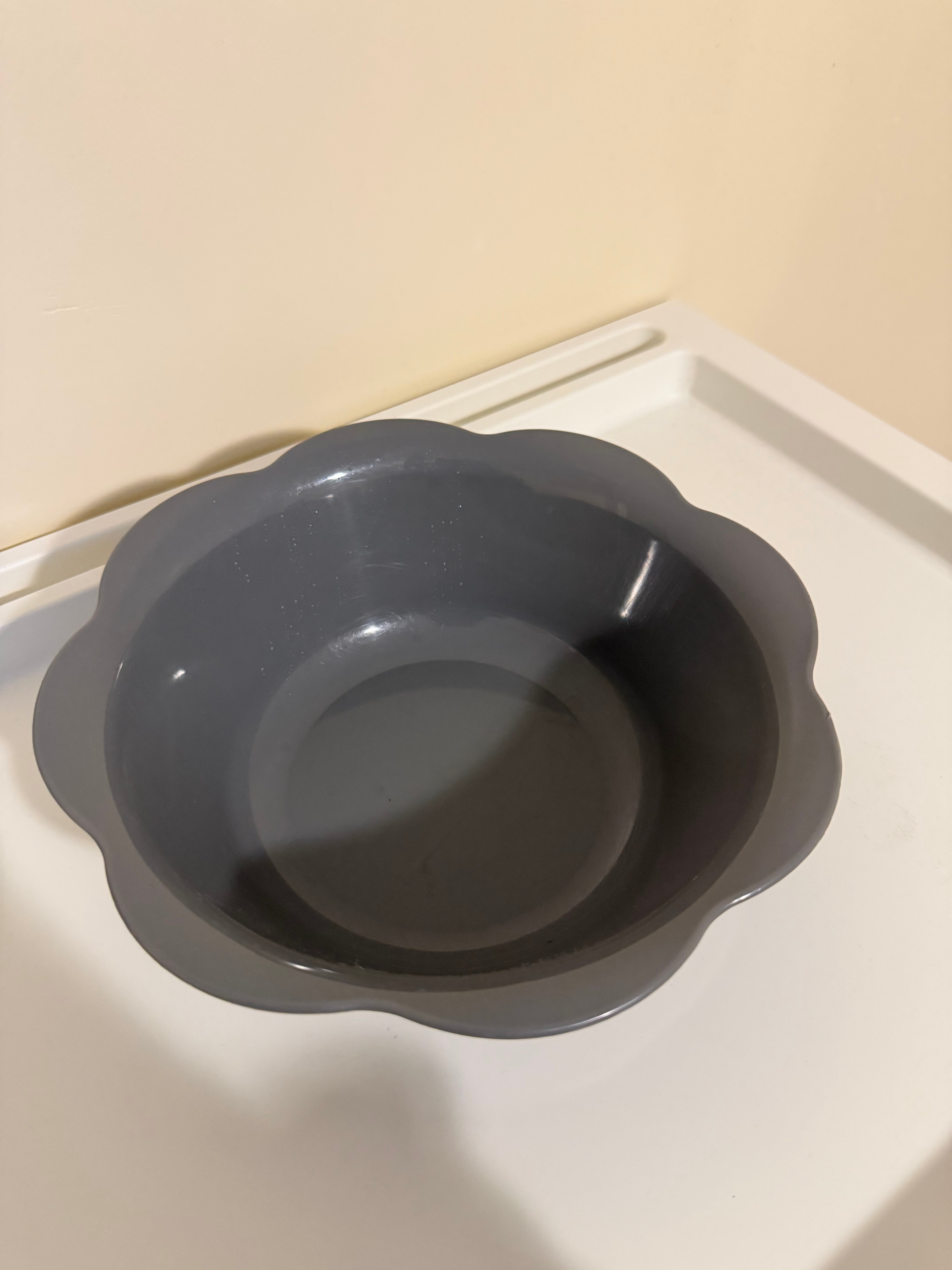 Made in Japan Grey Flower-Shaped Plastic Bowl - photo 2