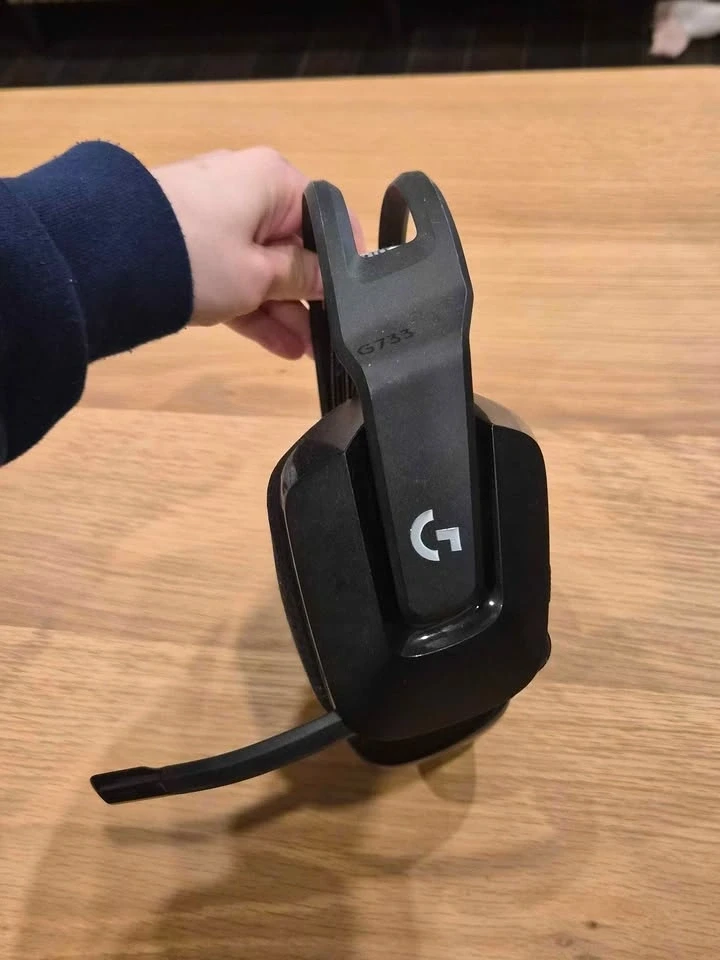 Logitech G733 Wireless Gaming Headset - photo 2
