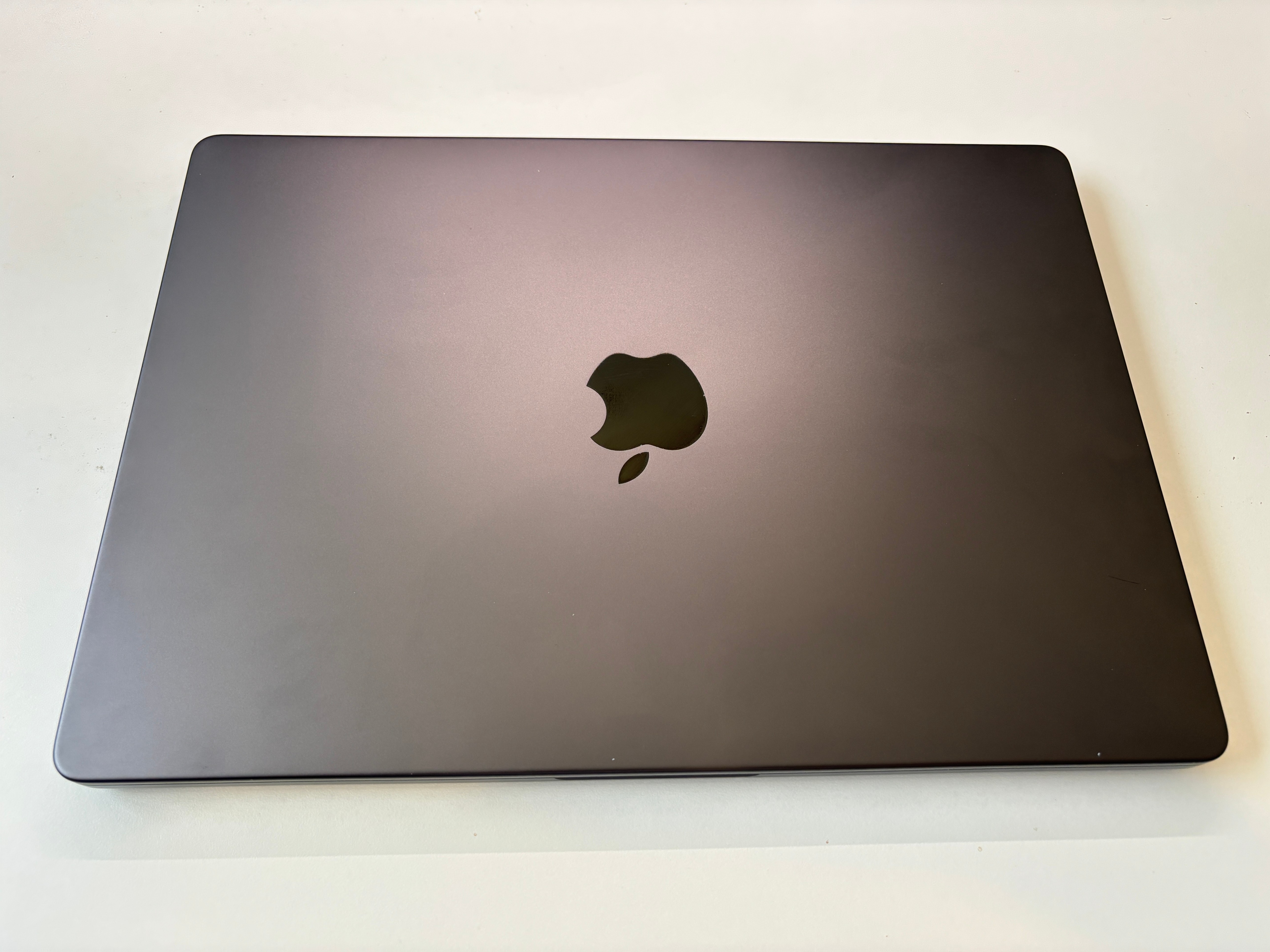 MacBook Pro 14 M5 16GB/1TB - Open Box - photo 2