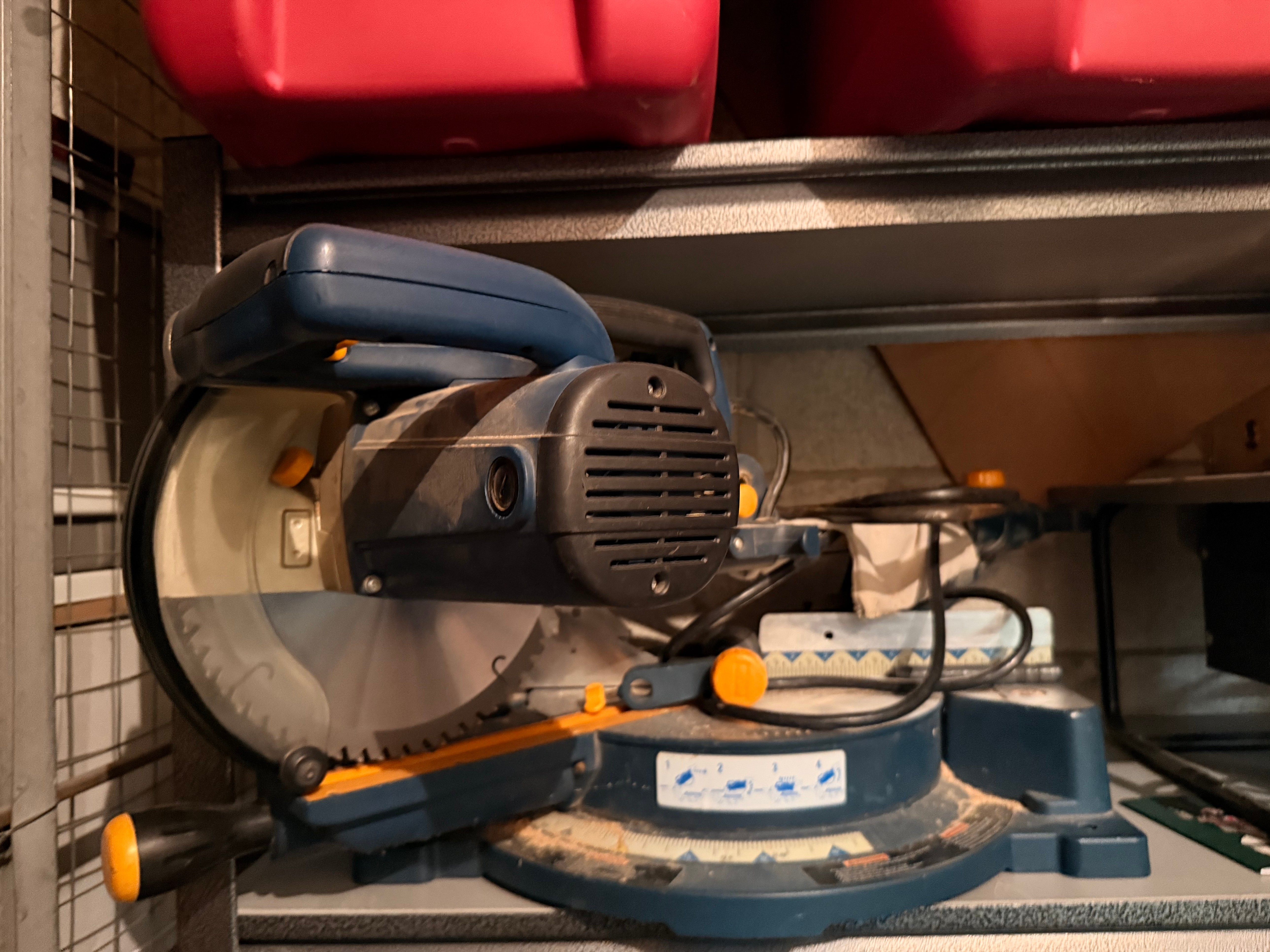 RYOBI 10 In. Sliding Mitre Saw 13 Amp