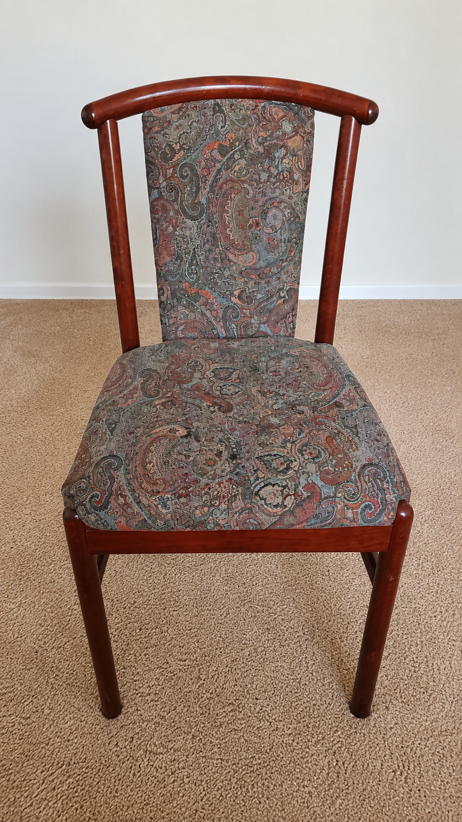 Solid Wood Extendable Oval Dining Table + 4 Chairs - photo 2
