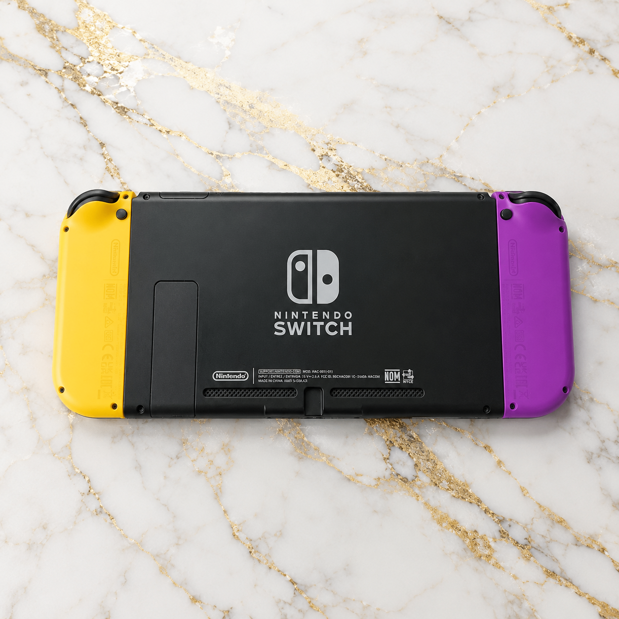 Nintendo Switch V2 + Super Smash Bros. Ultimate - photo 3