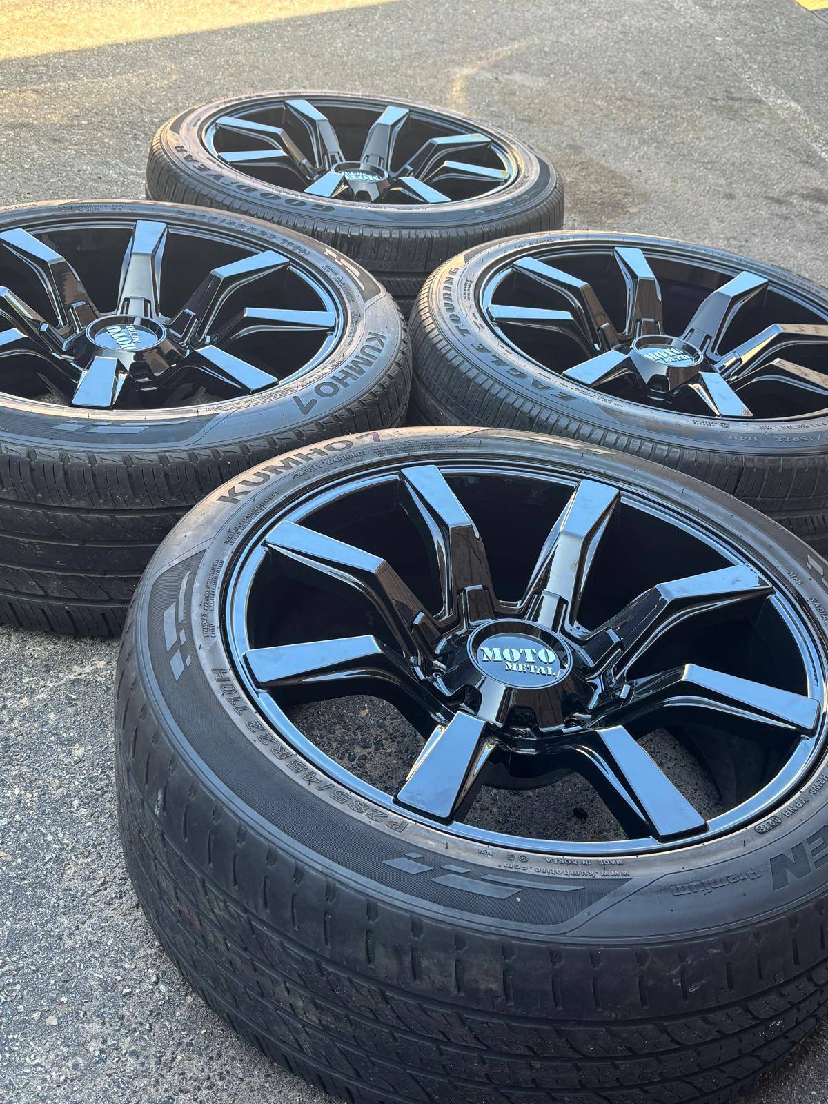 NEW 22"MotoMetal(6x135/6x139)+Uses tires-F150/Tahoe/Sierra/Silv - photo 3