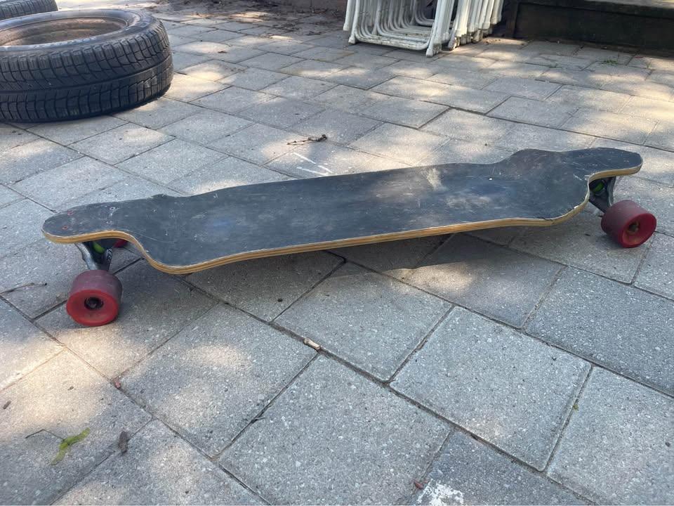 Cyres Longboard Skateboard (1m)