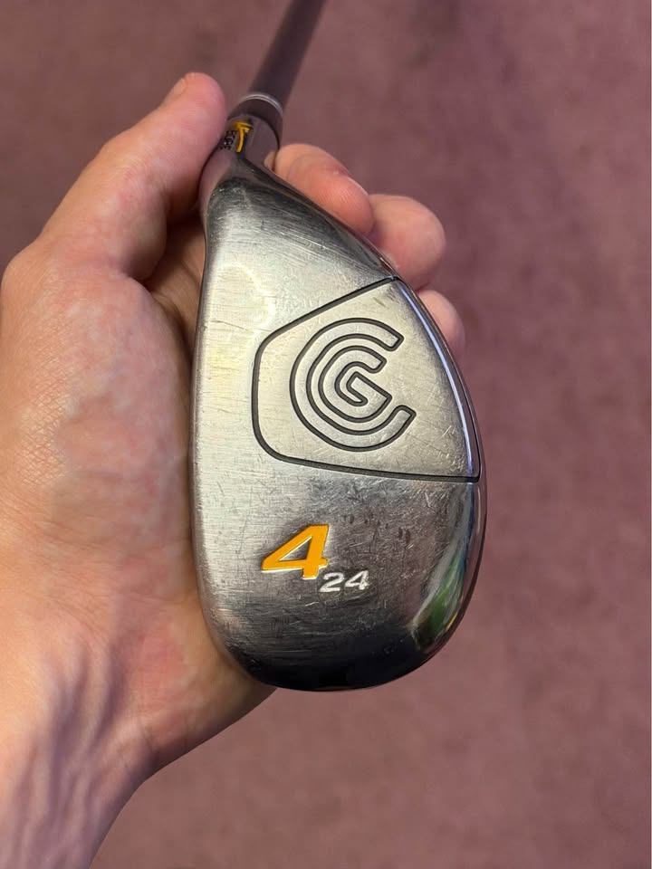 Cleveland Launcher Halo 4 Hybrid 24° - A Flex Graphite Shaft