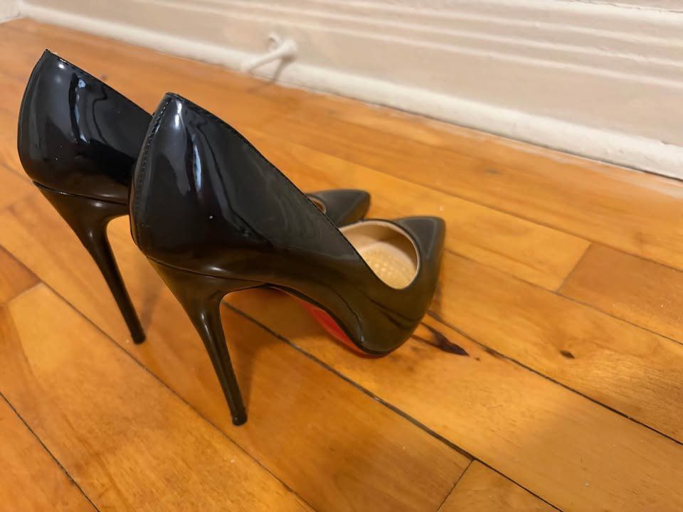 Christian Louboutin So Kate Red Bottom Heels - Size 38 - photo 4