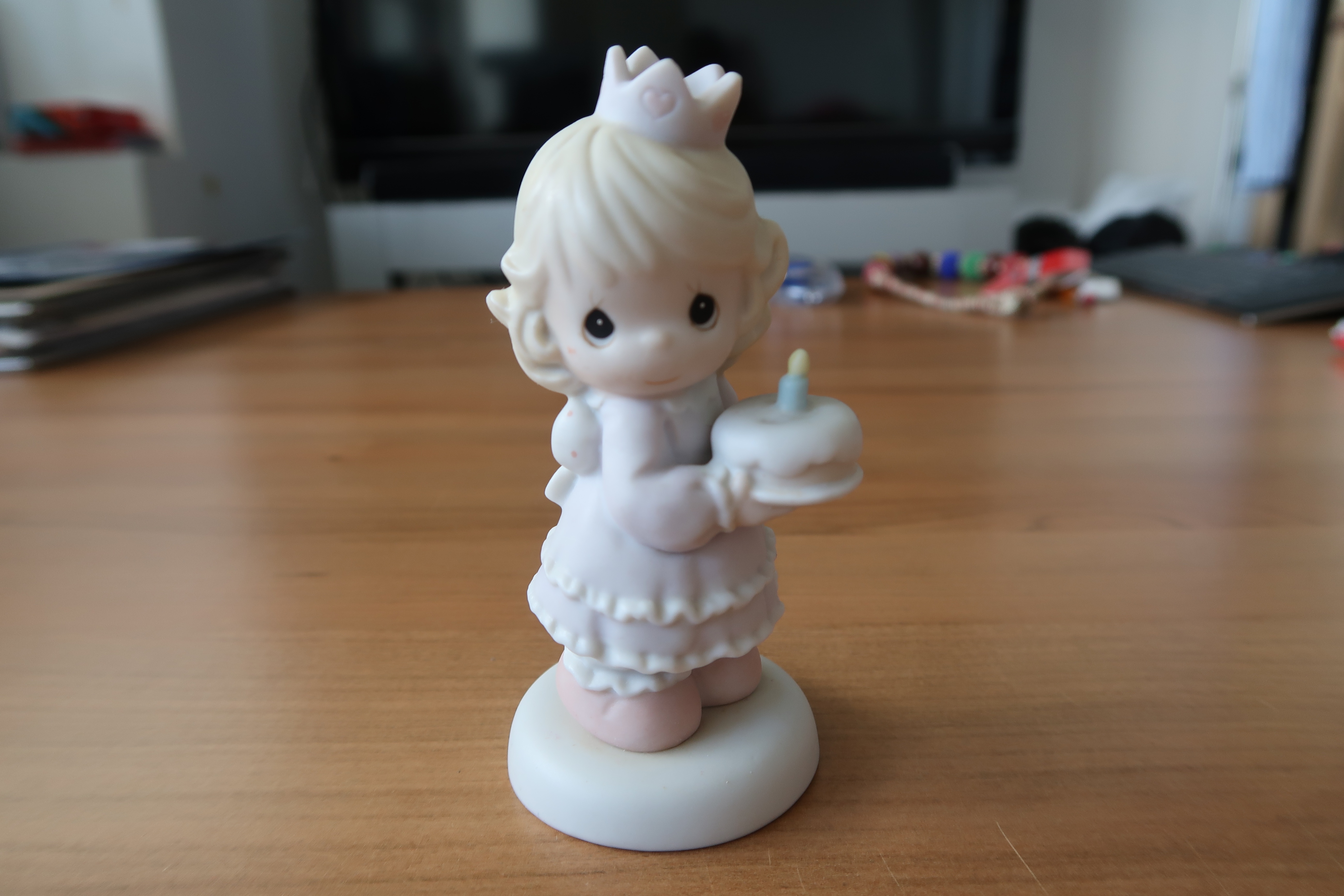 Vintage Precious Moments Birthday Wishes Figurine - photo 2