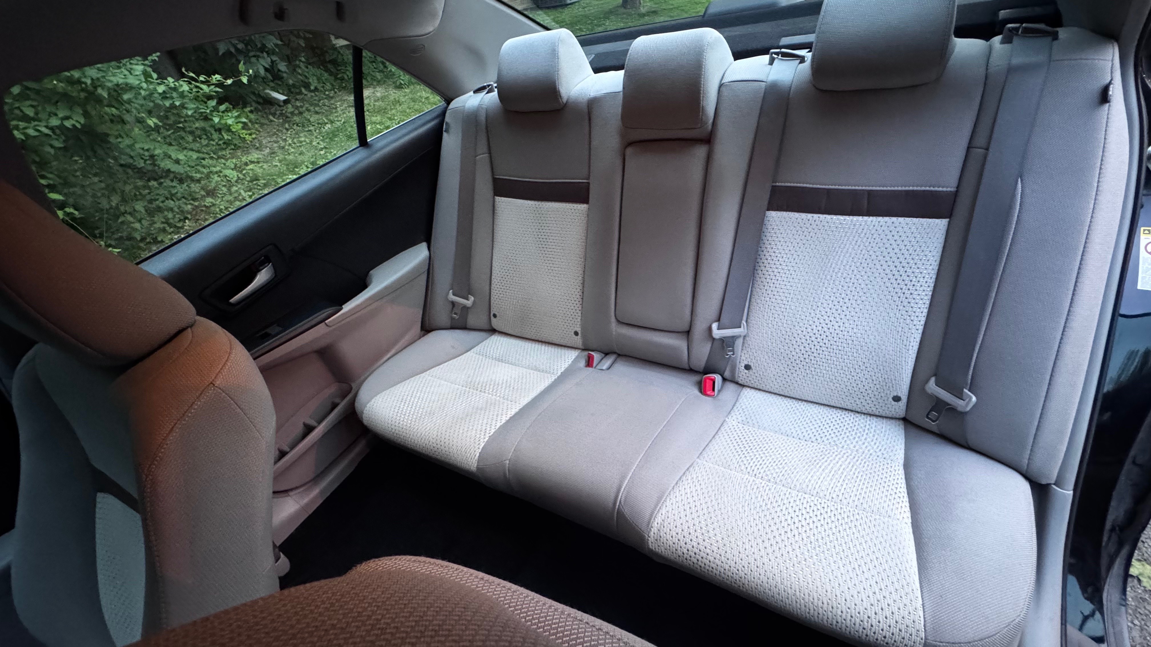 2013 Toyota Camry LE For Sale (LOW MILEAGE) - photo 5