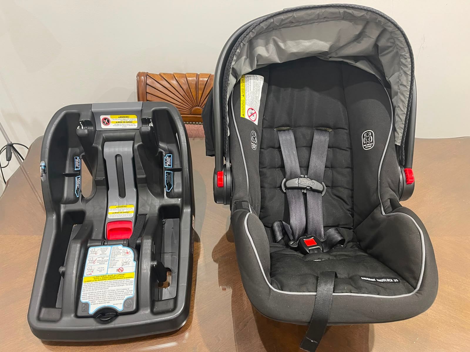 Graco Infant Car Seat and Base