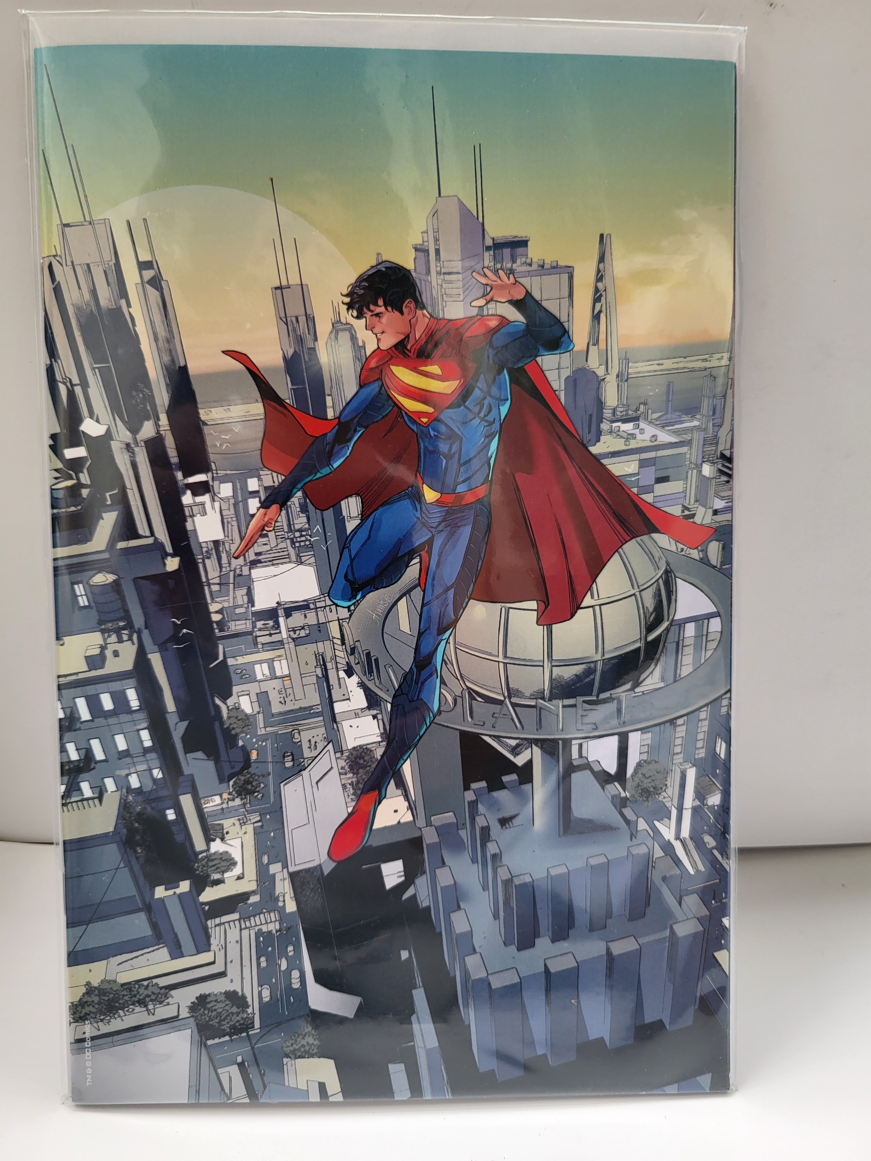 Superman: Son of Kal-El #1 – 1:50 Retailer Incentive Virgin