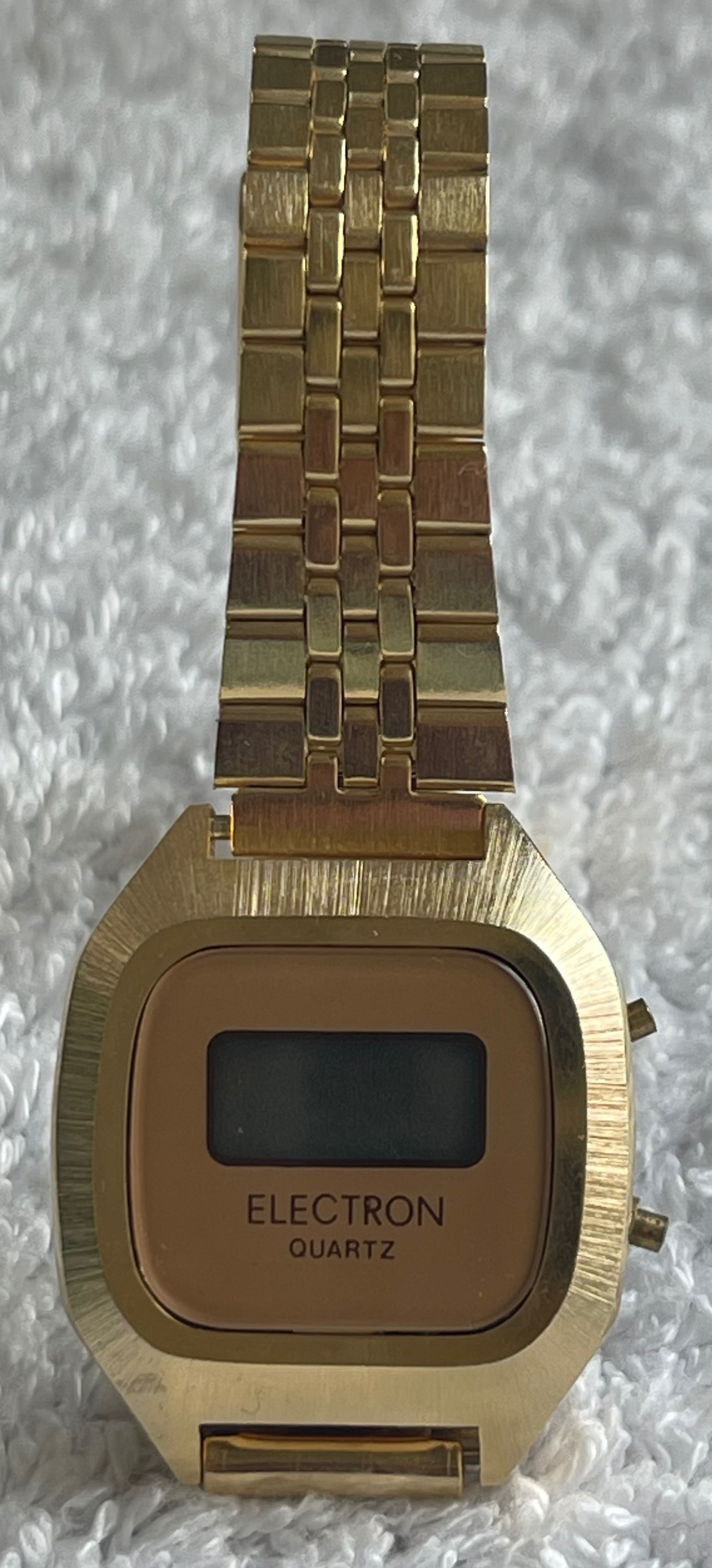 Vintage 1970s Electron Gold Digital Watch - NOS (Needs Battery) - photo 2