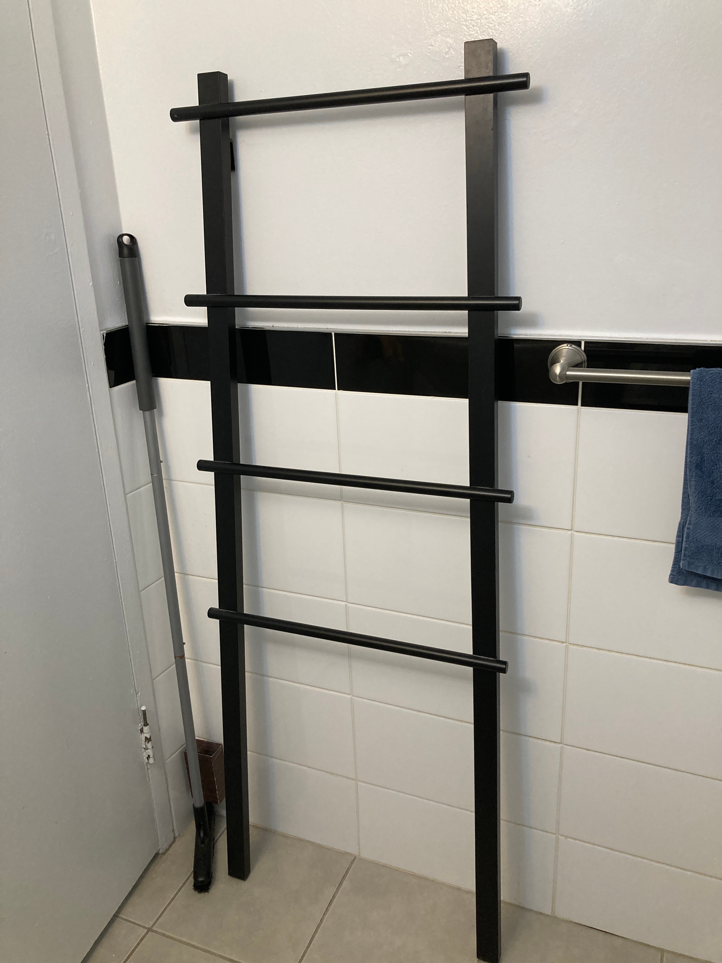 IKEA VILTO Towel stand