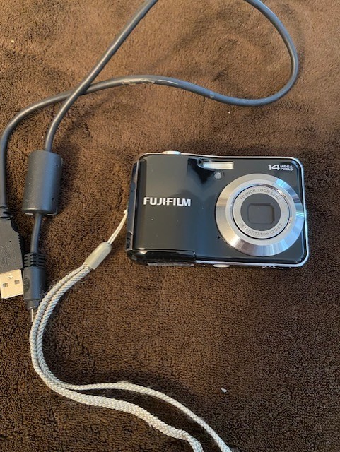 Fujifilm FinePix AV180 Black Digital Camera