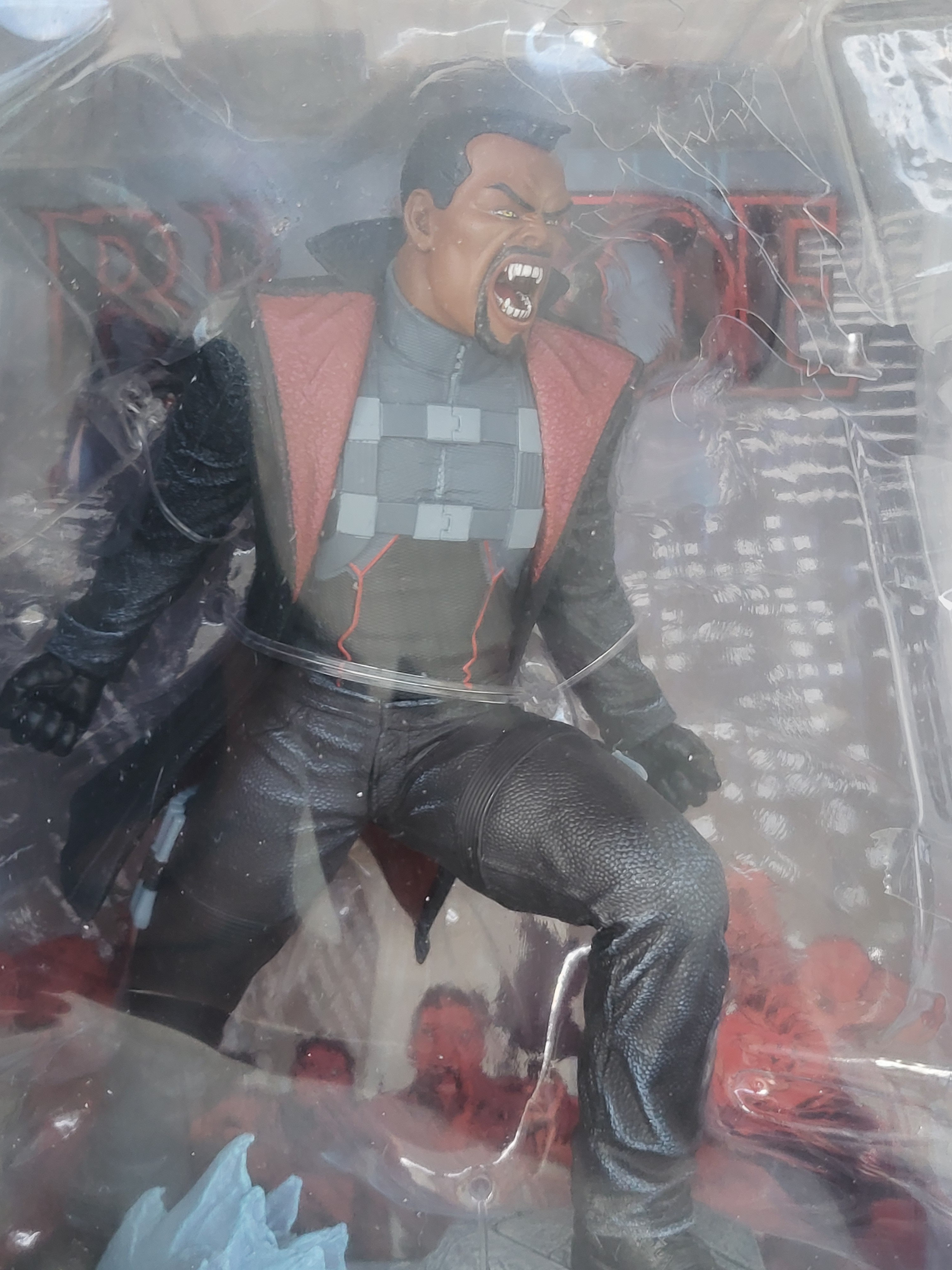 Marvel & DC collector’s bundle for a fraction of retail price! - photo 3