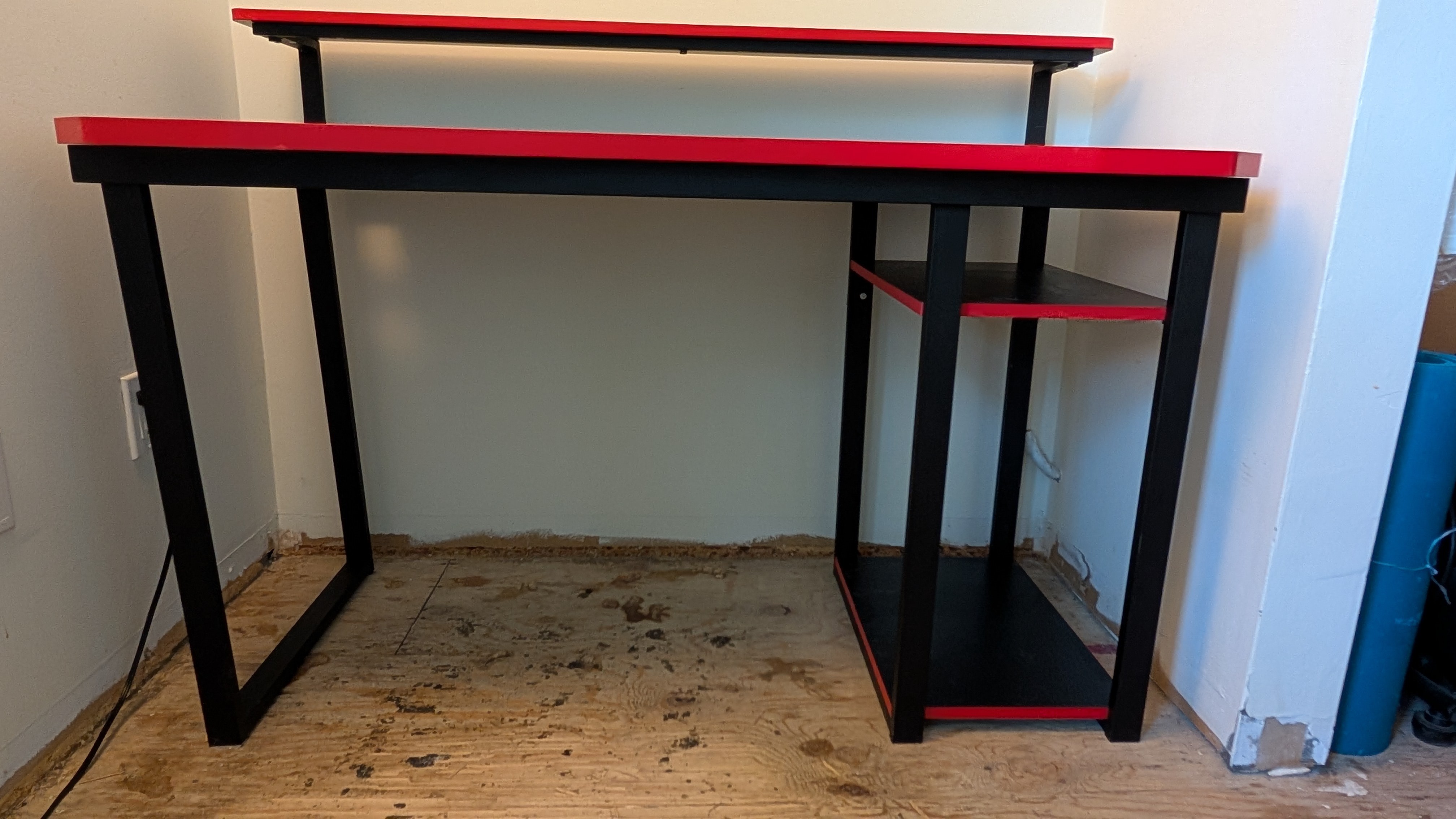 Black and Red Gaming Desk with Shelf - photo 2