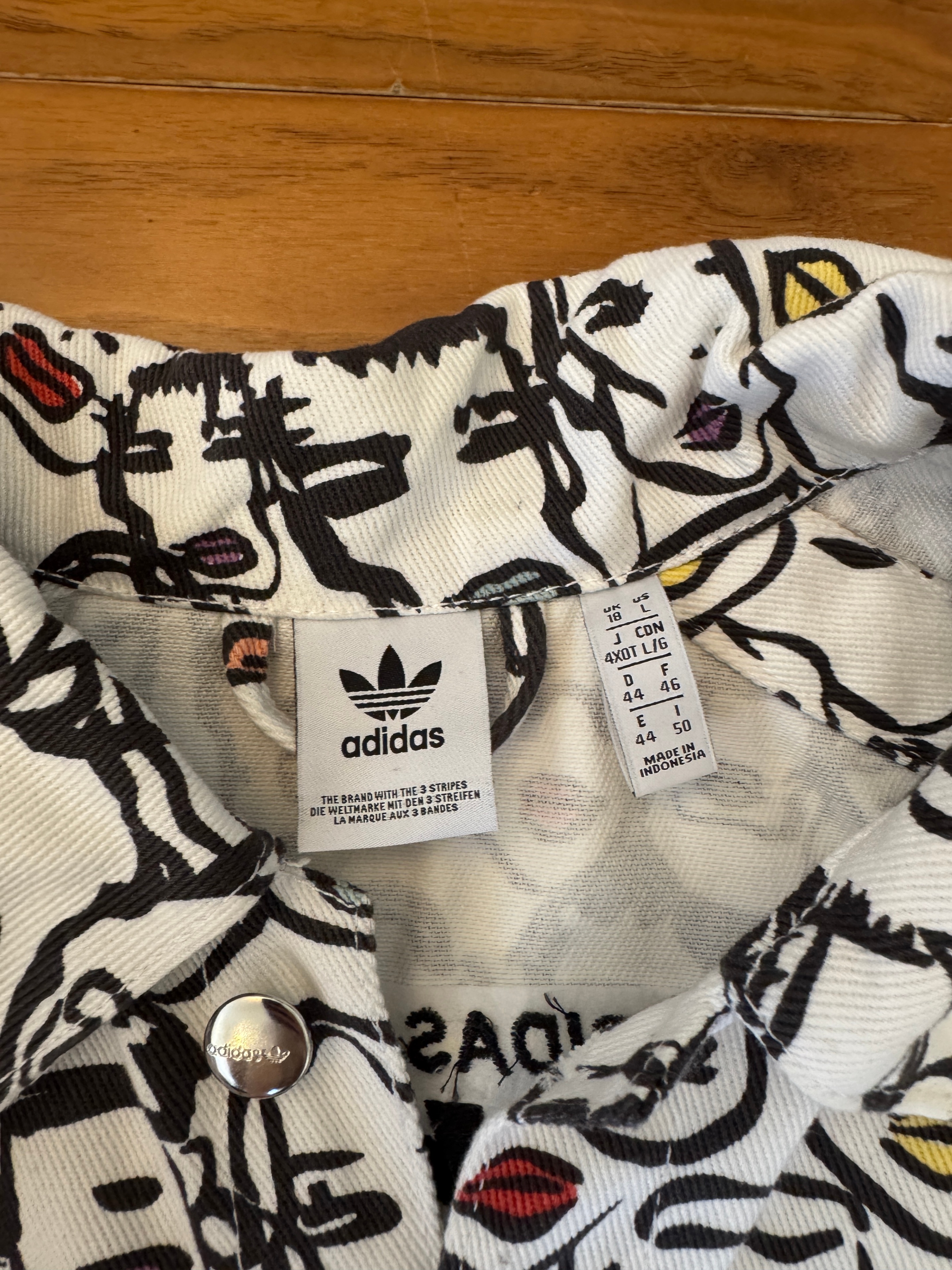 Adidas x Fiorucci White Faces Print Button-Front Jacket - photo 3