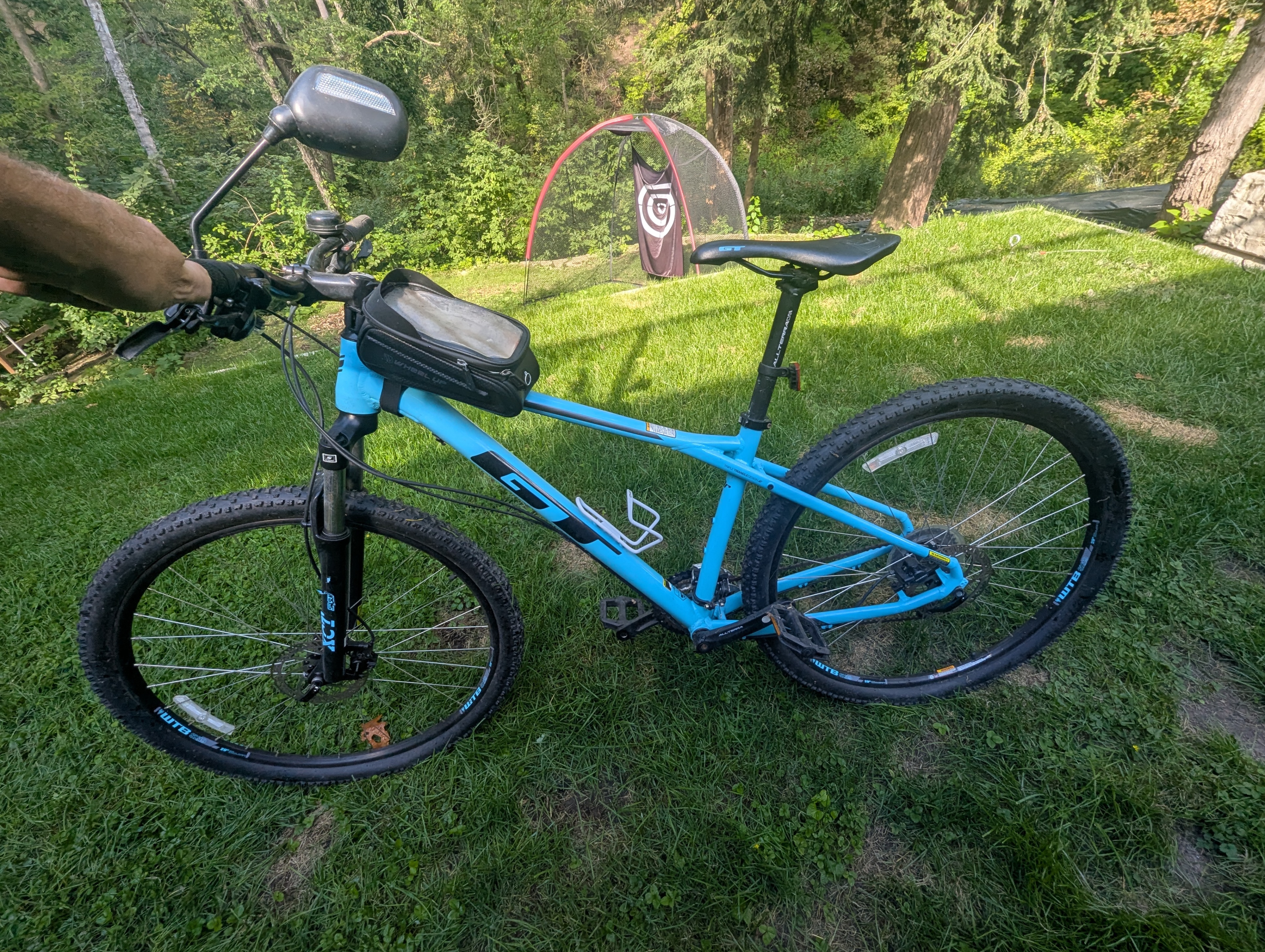 GT Avalanche Mountain Bike