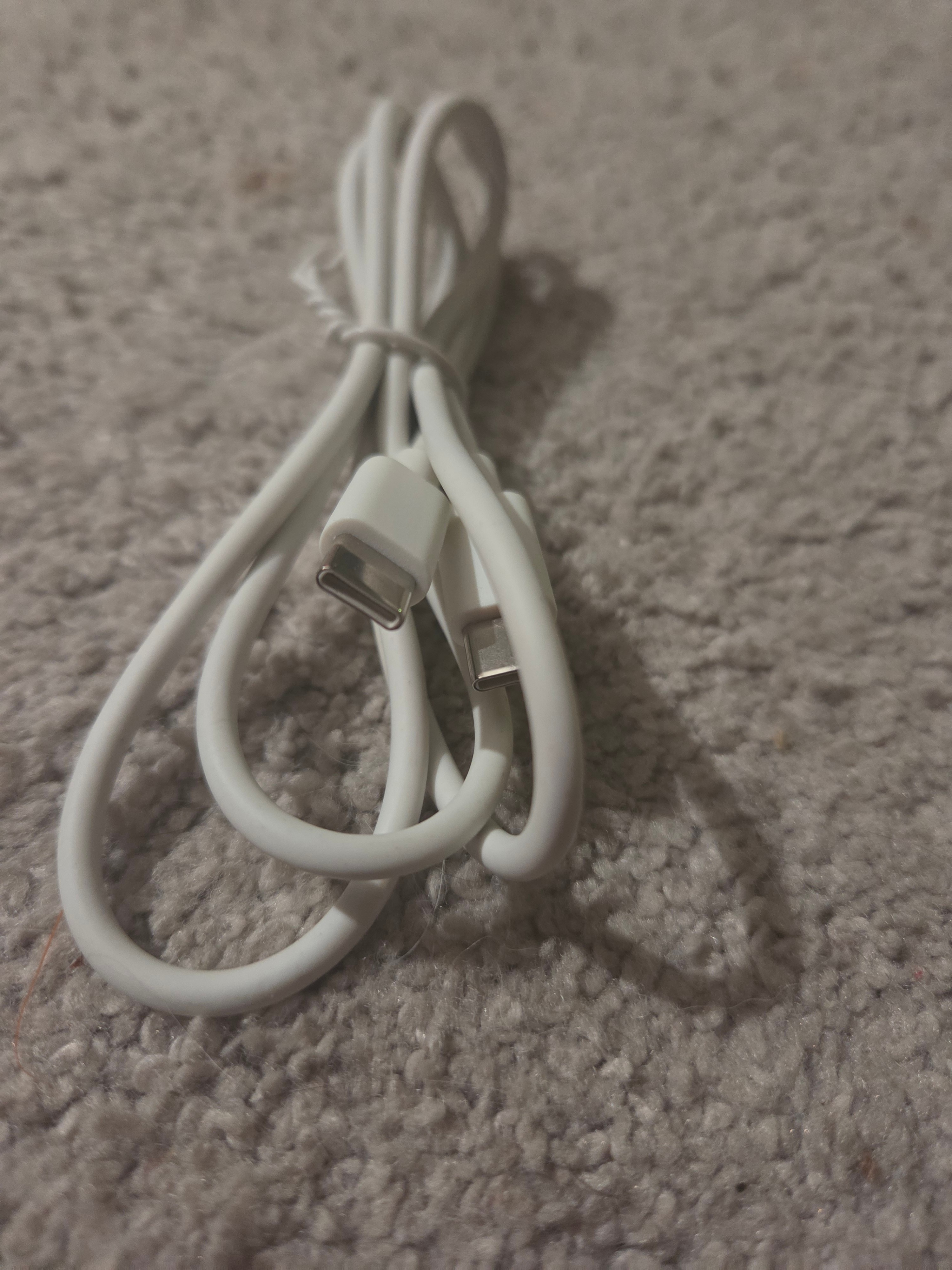 NEW USB-C to USB-C Fast Charging & Data Cable (White)
