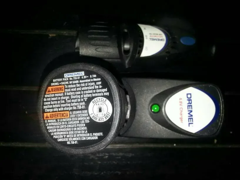 Power Tool Accessory Bundle: Dremel 4.8v Charger & Minimite B... - photo 2
