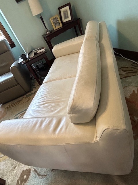 White leather sofa - photo 3