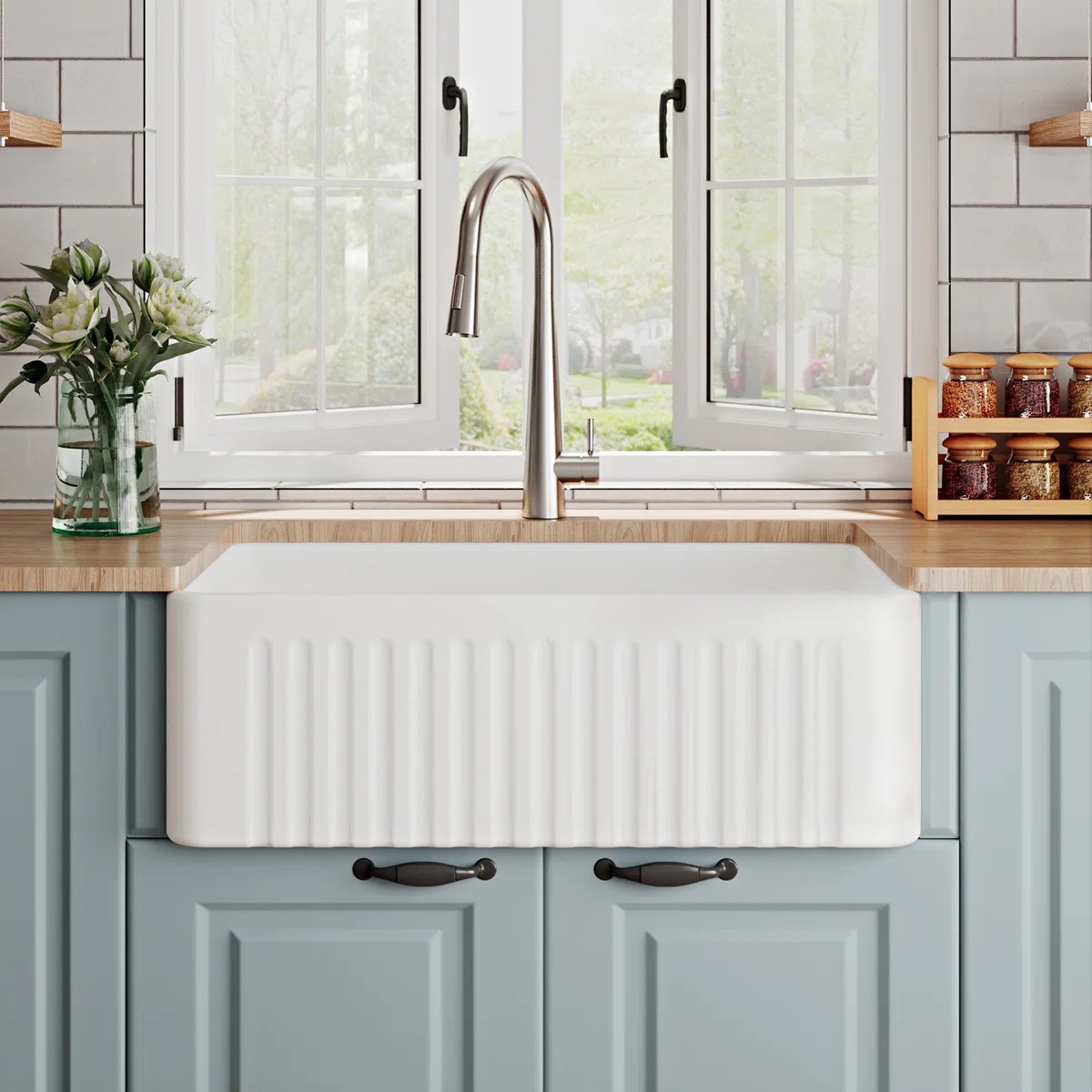 DeerValley Harvest 30" L x 18" W Farmhouse Kitchen Sink