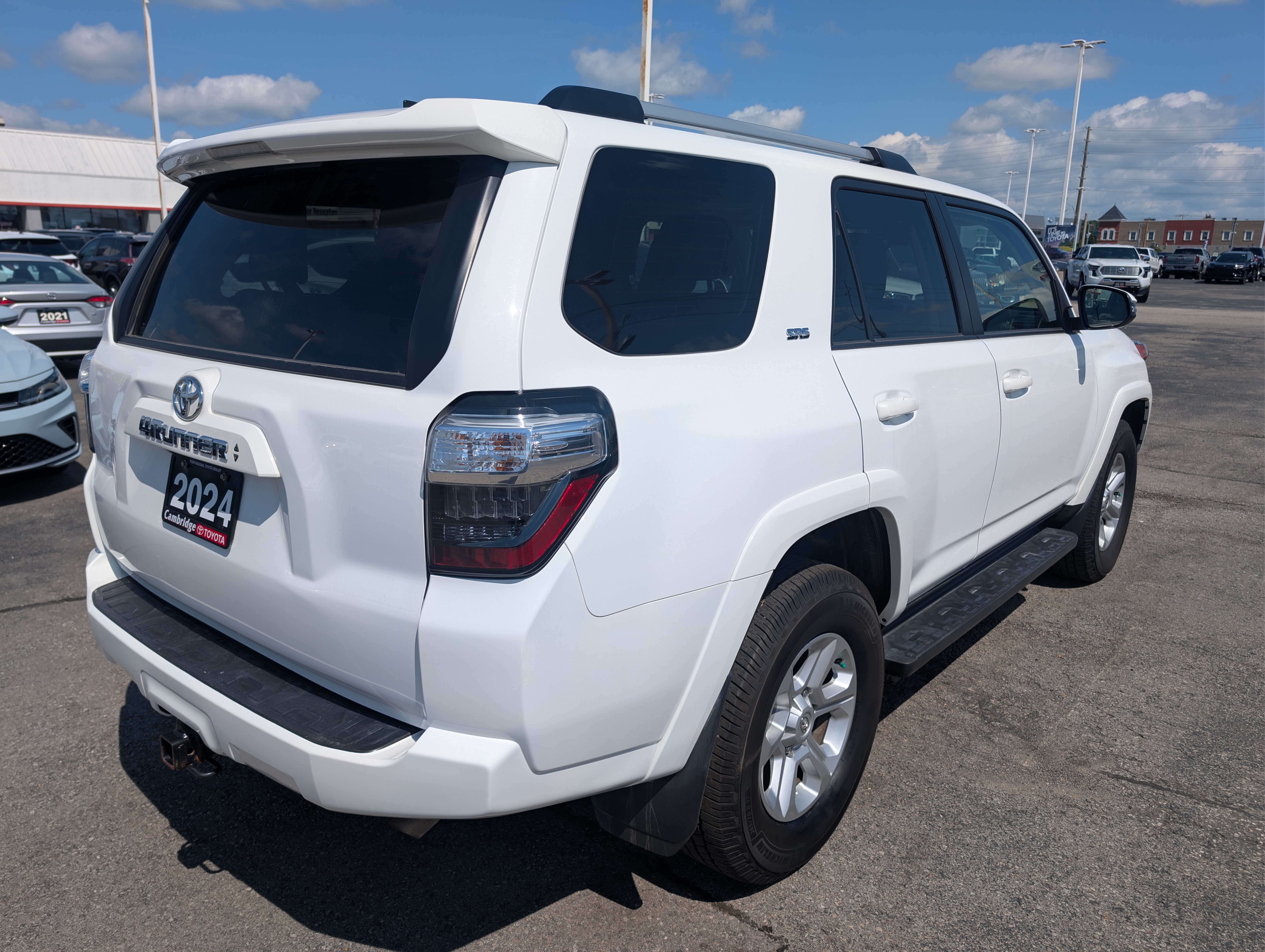 2024 Toyota 4Runner SR5 Premium - photo 2