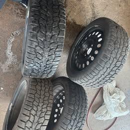 Hyundai Elantra 2023 winter Tires - photo 2