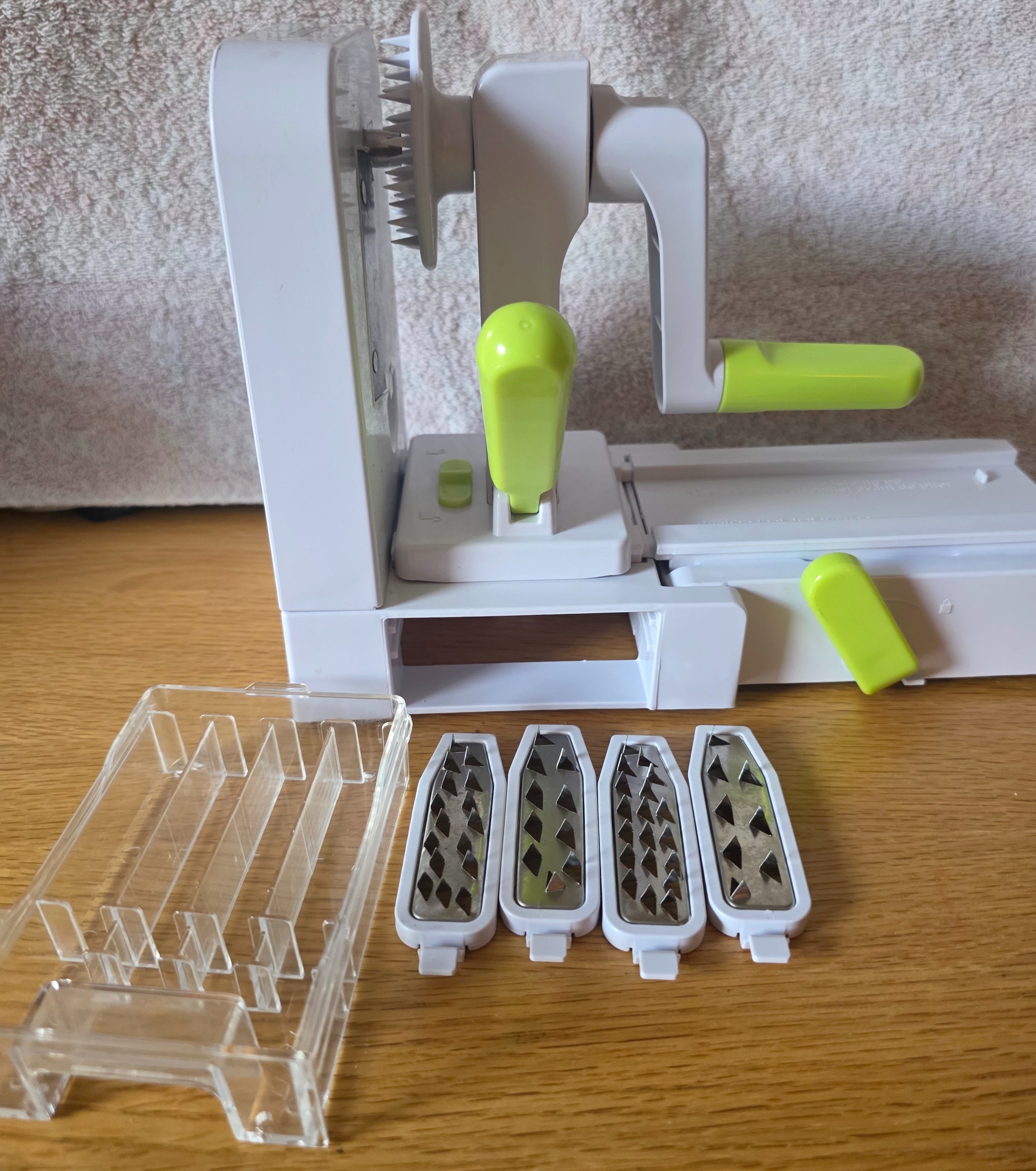 Vegetable Spiralizer - photo 4