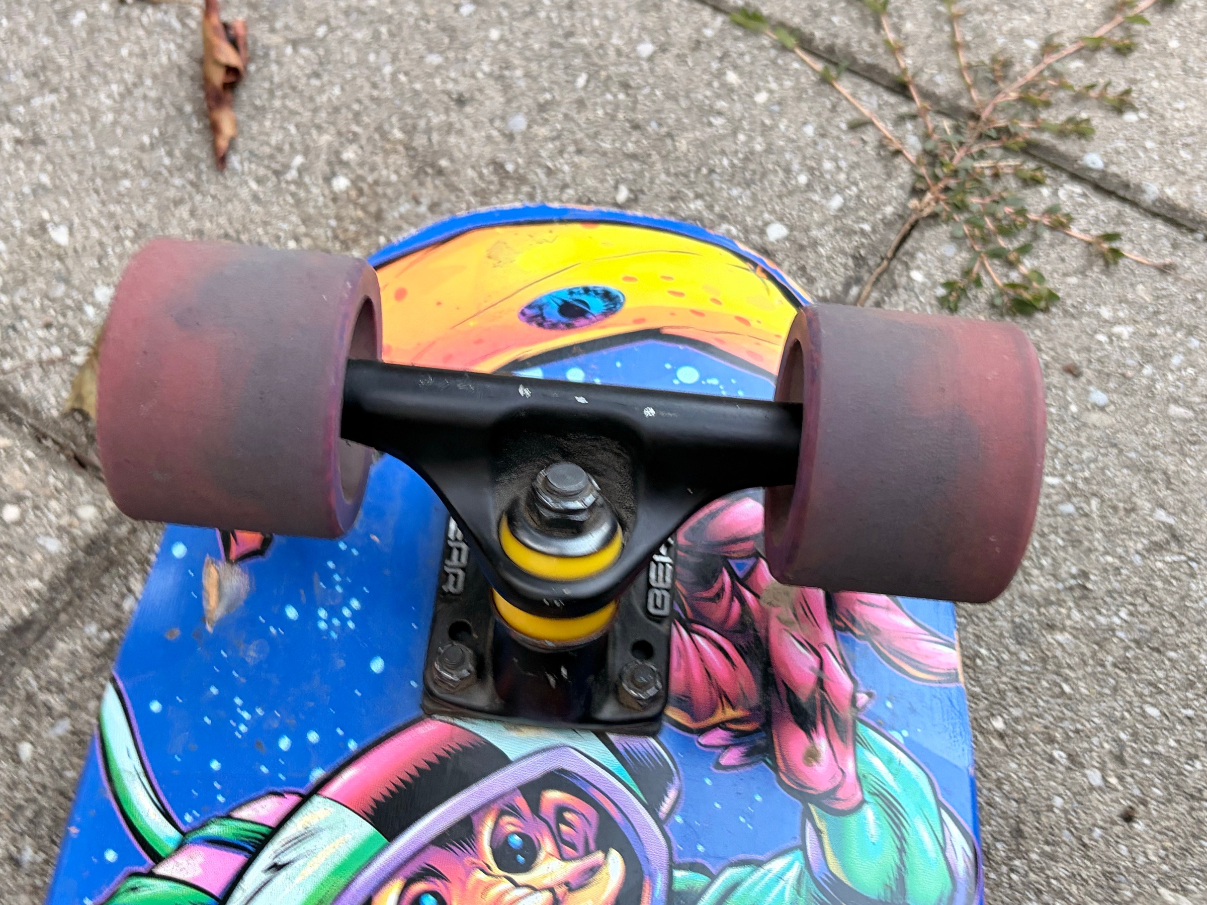 Landyachtz longboard w/ Bear trucks - photo 2