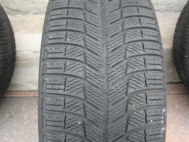 MICHELIN 215/55R17 GreenX Studless Snow Tires with Rims - photo 5