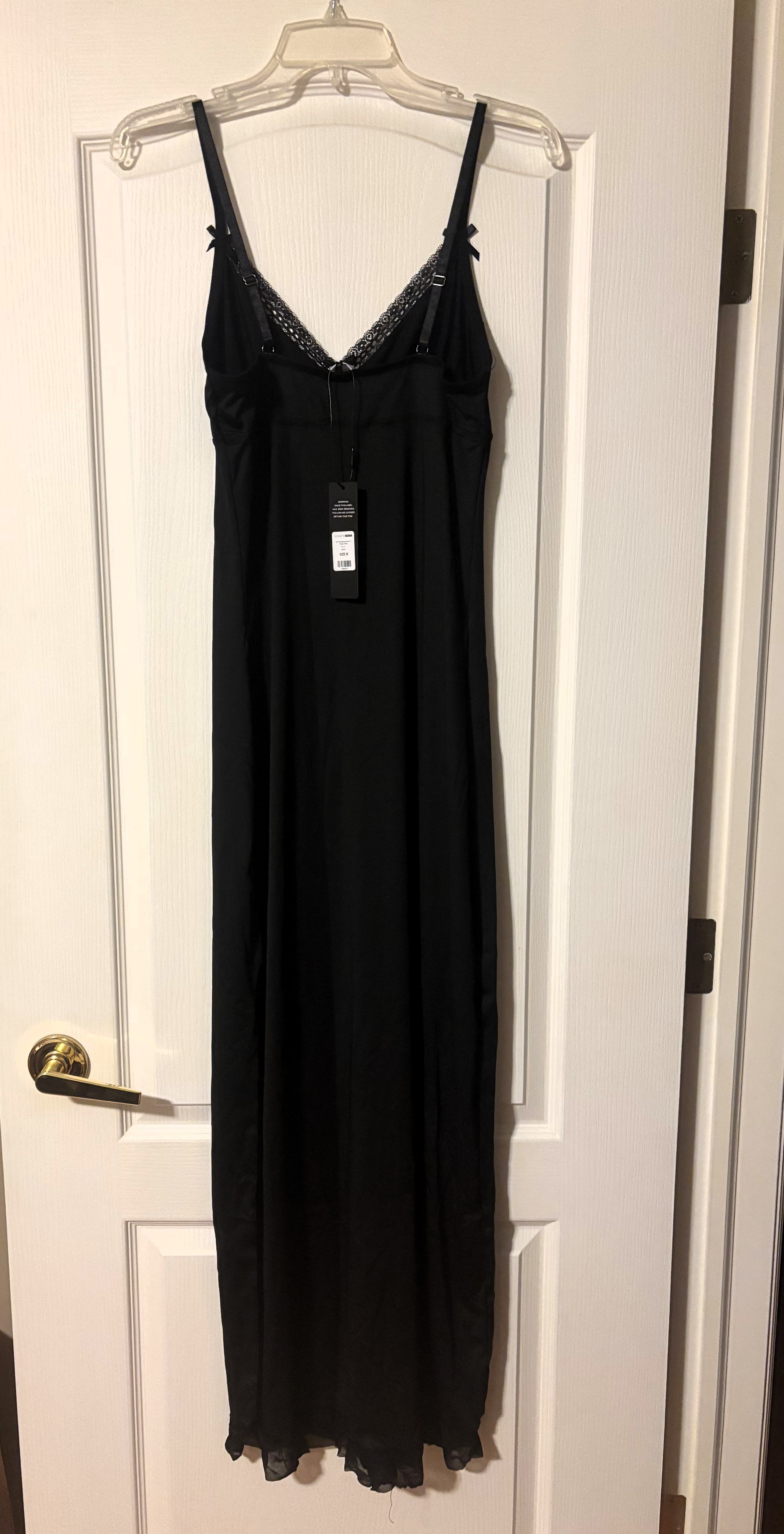 FashionNova-Hit The Snooze Maxi PJ Sleep Dress. Size: Medium - photo 2