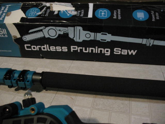 SEESII Cordless 8 inch Pole Saw & Mini Chainsaw, Brand New - photo 2