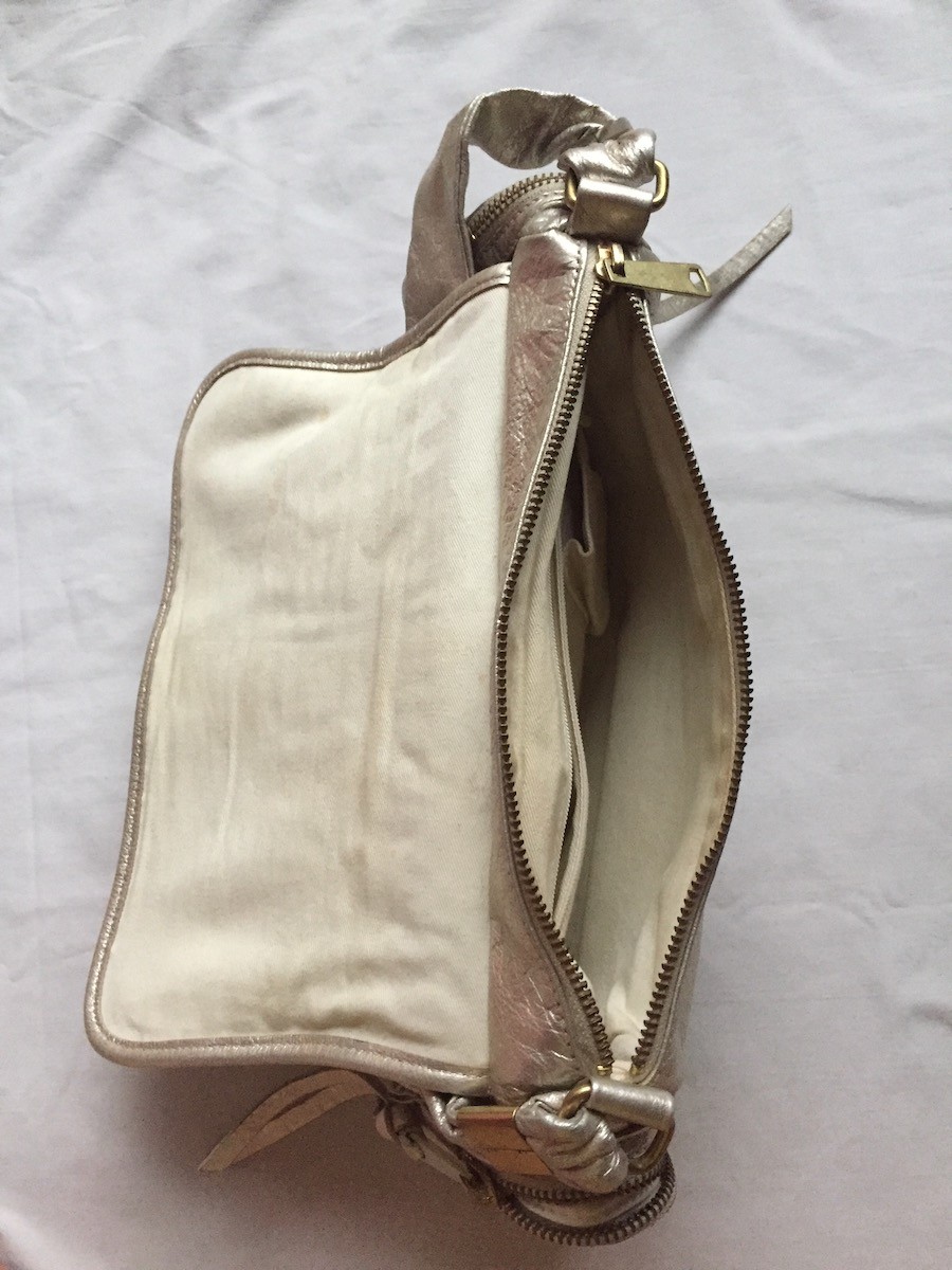 Banana Republic Small Hand Bag - photo 5