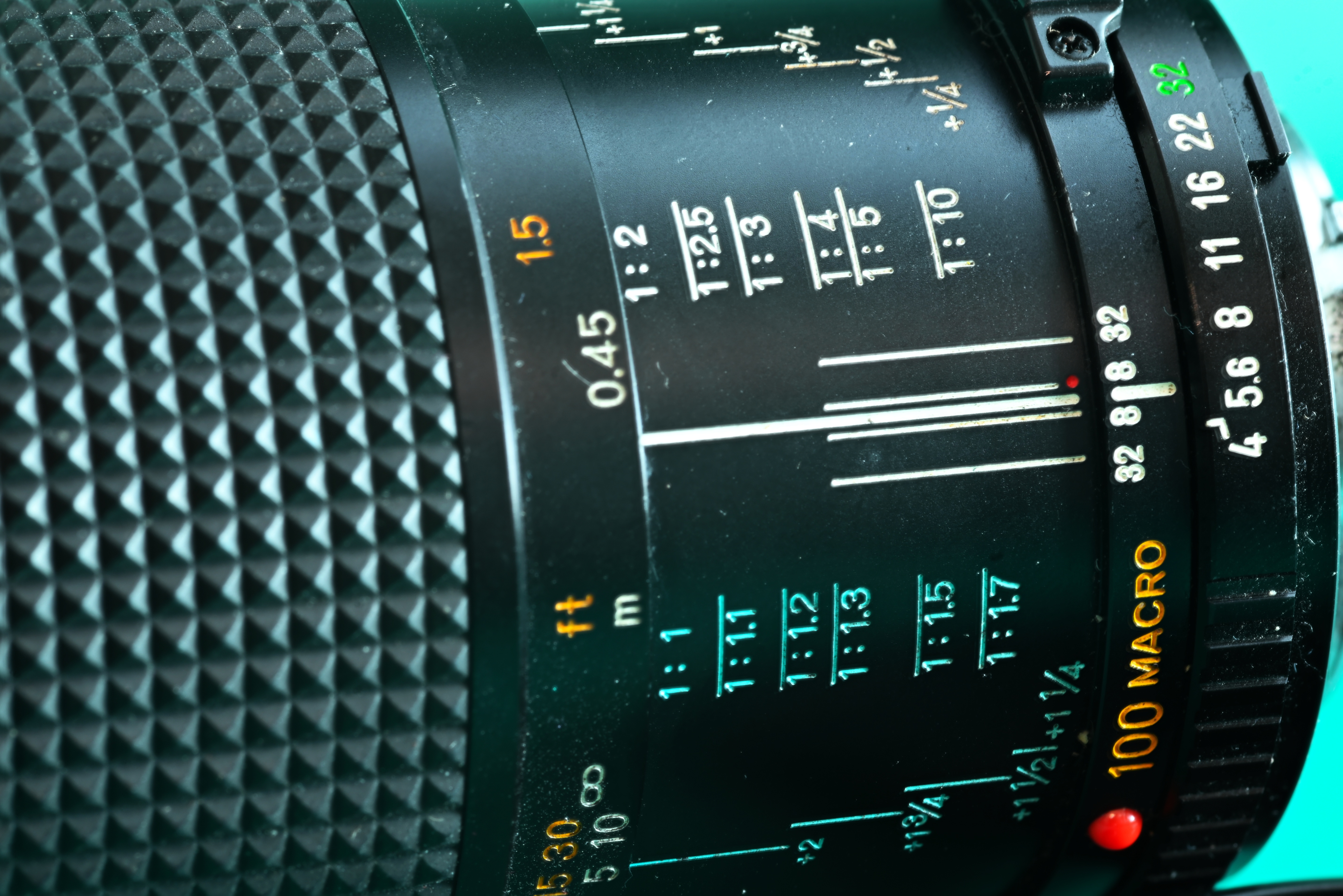 Minolta MD 100mm f4 Macro Camera Lens - photo 3