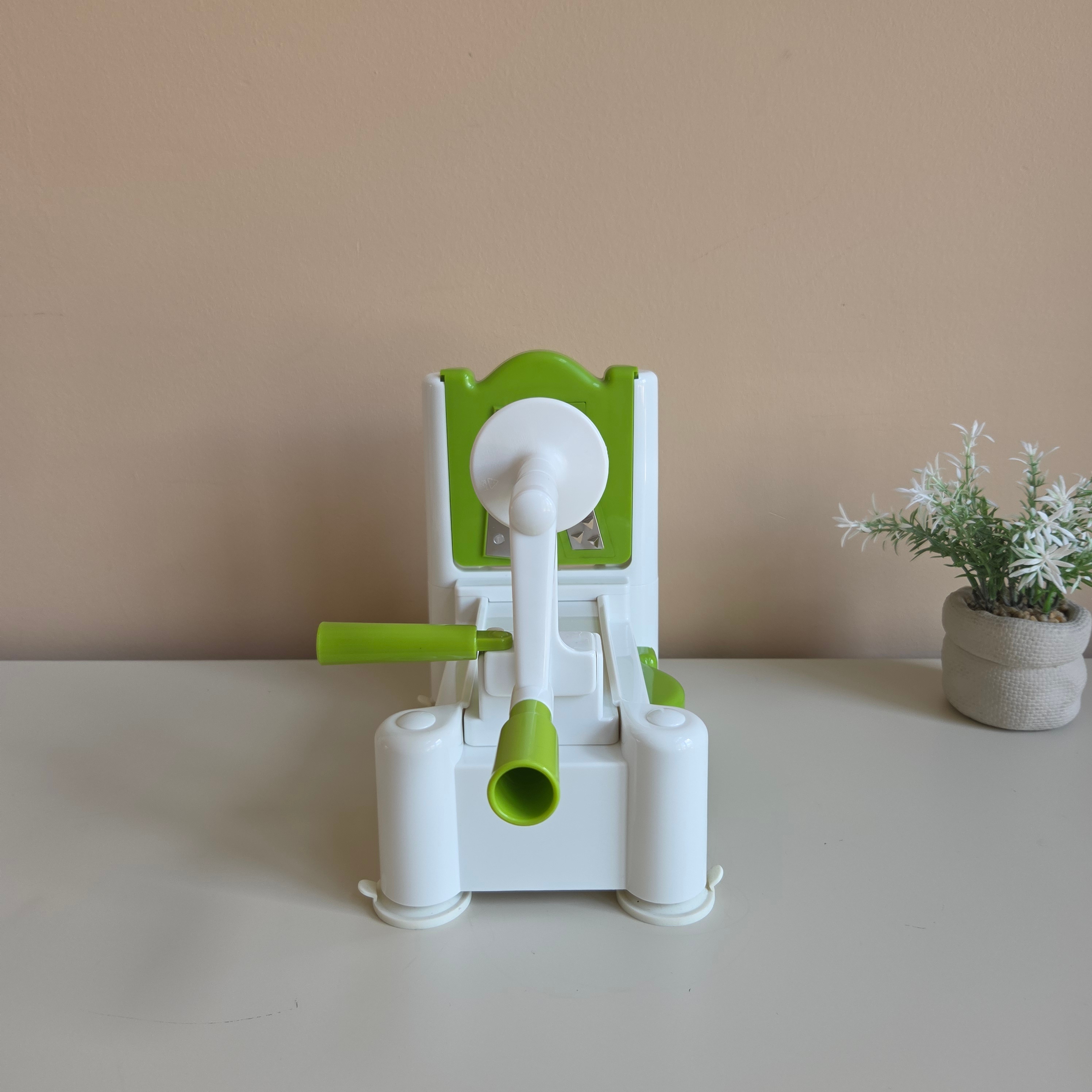 Starfrit - Manual Vegetable Slicer With Add-Ons - Pre-Loved! 🥔 - photo 4