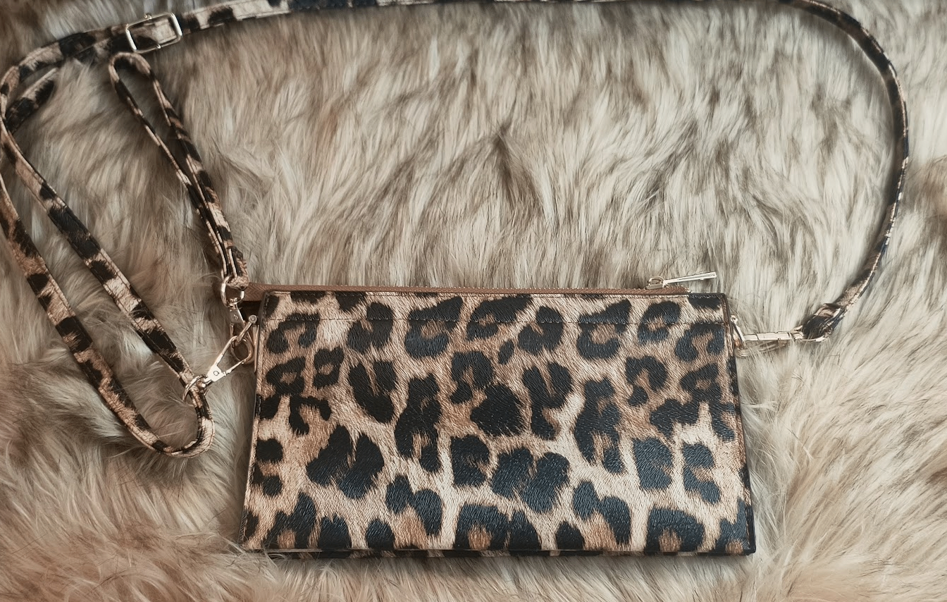 Chic Leopard Print Vegan Crossbody Wristlet