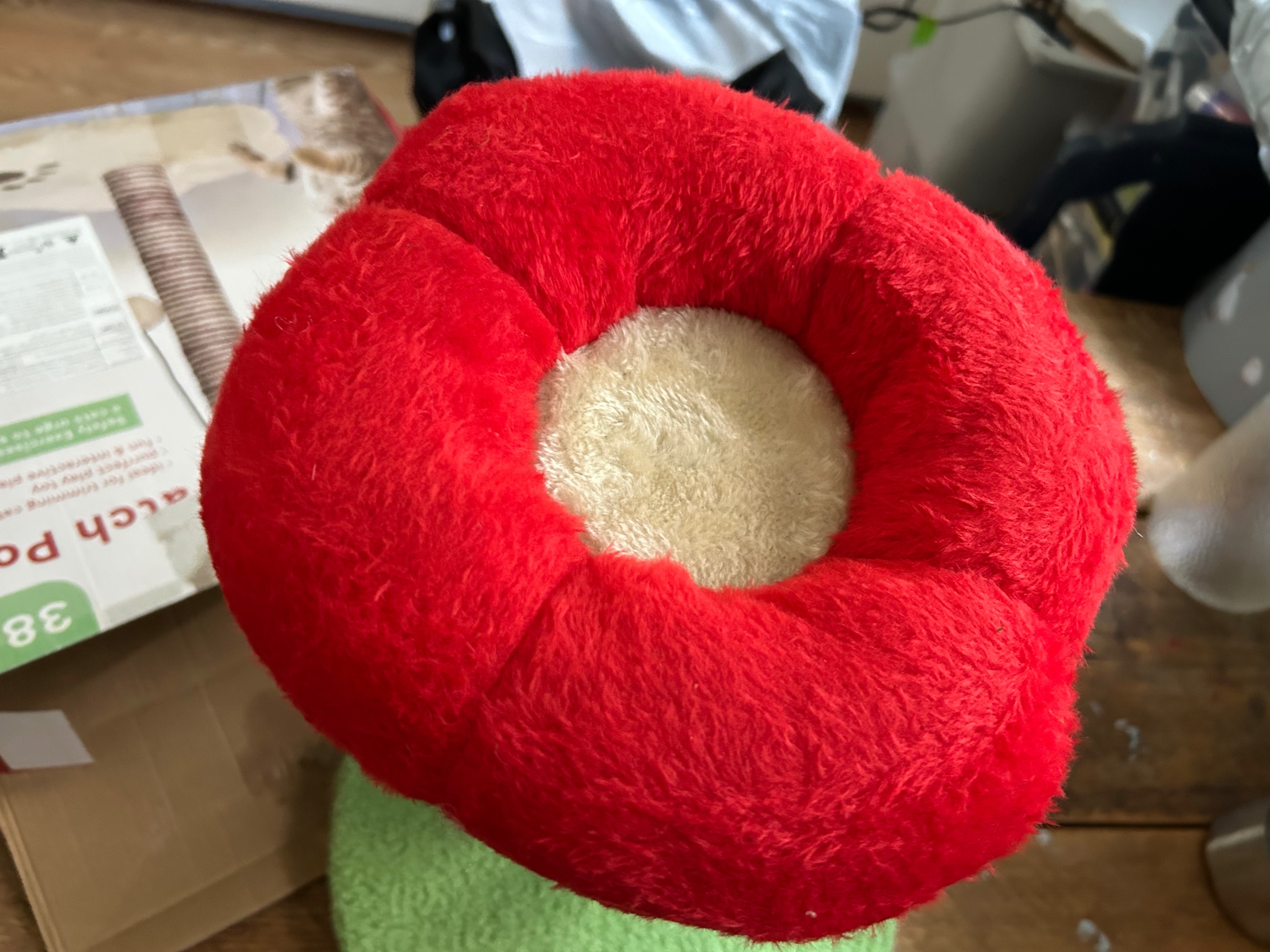 Red Flower Cat Scratch Post/Bed - photo 2